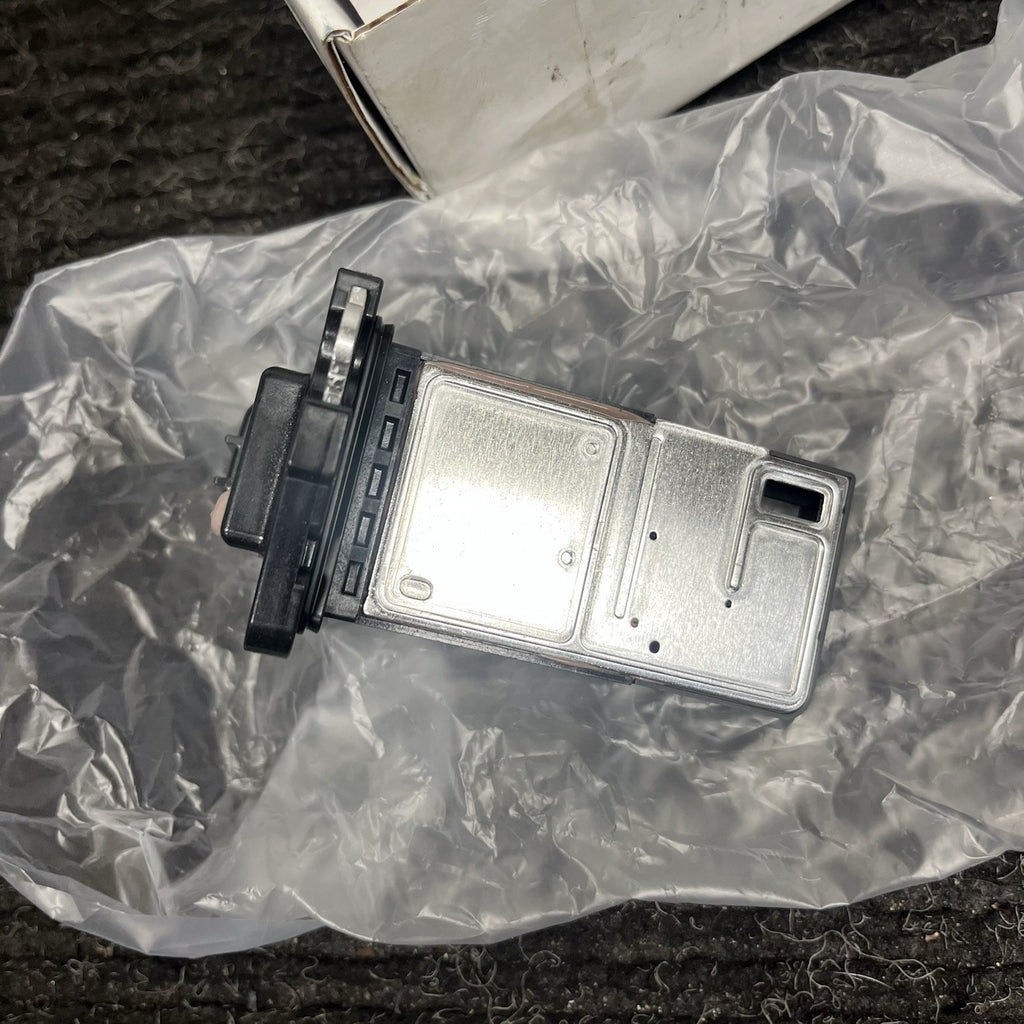 ☑️ Mass Air Flow Sensor Hitachi MAF0124