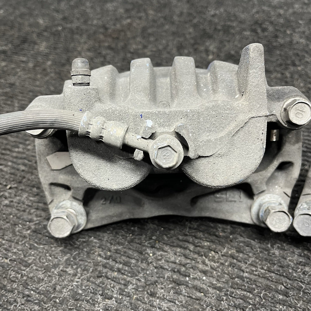 ☑️ 2013-2020 SCION FRS FR-S SUBARU BRZ 86 OEM FRONT BRAKE CALIPERS SET