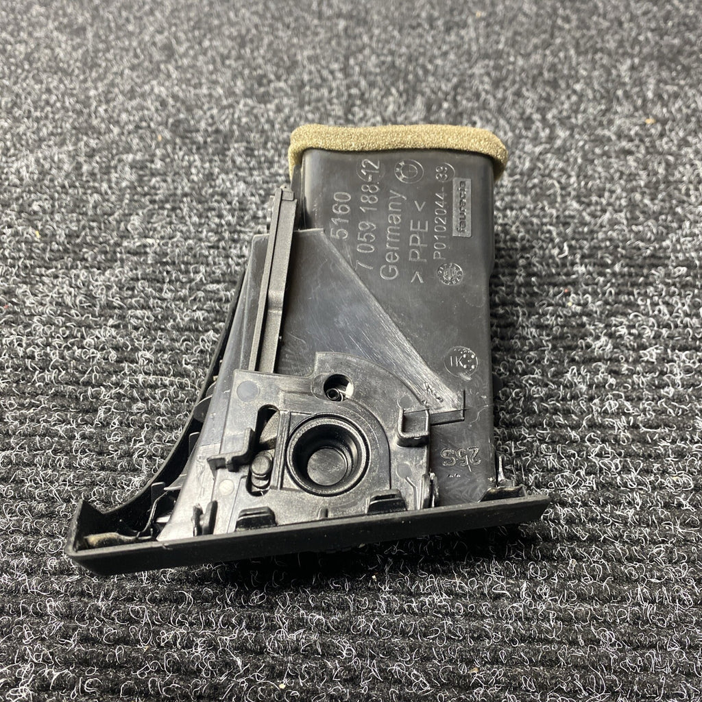 ☑️ 08-13 OEM BMW E82 E88 135i 128i Coupe Dash Right Passenger Side Air Vent