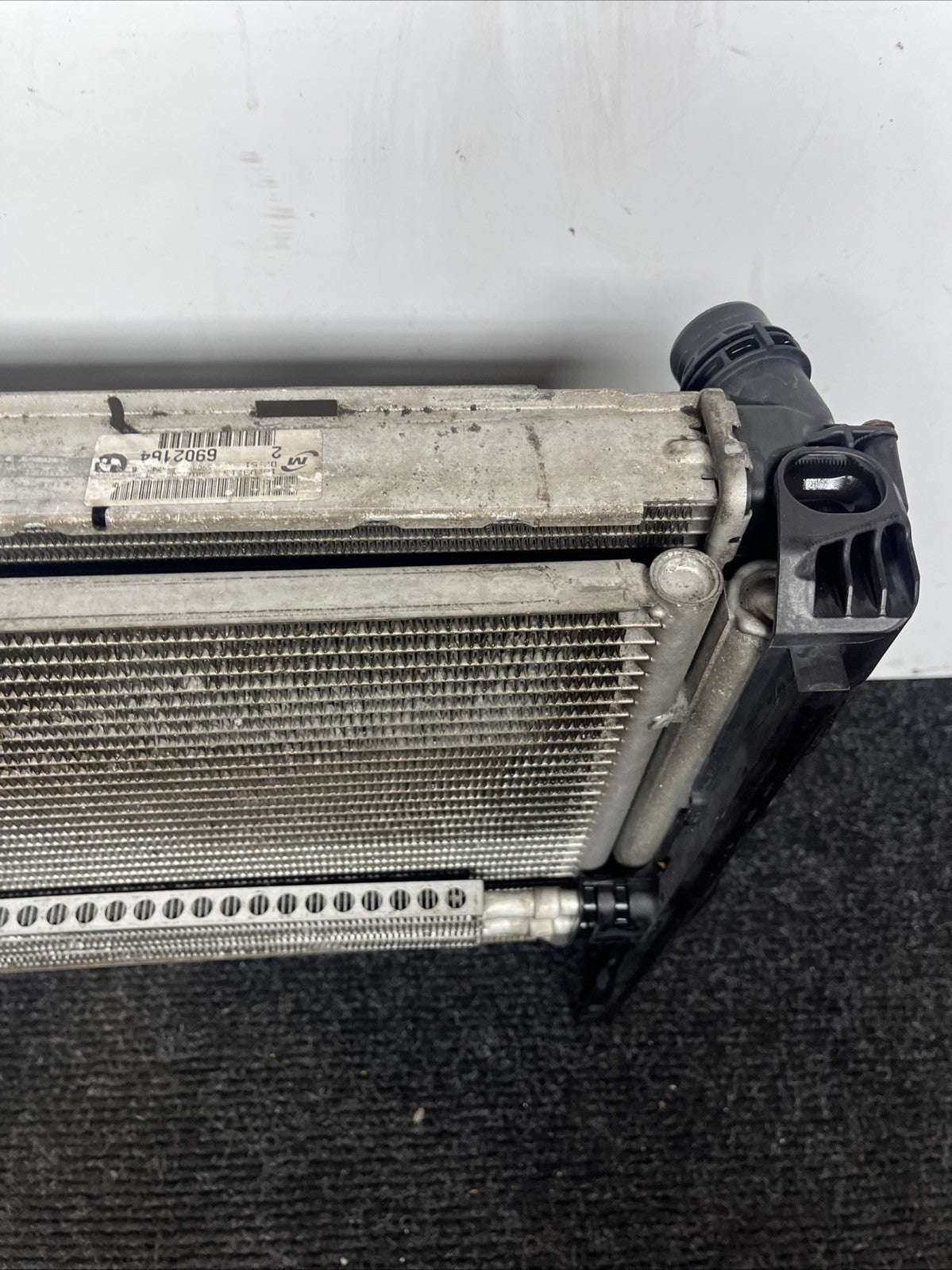 ☑️ 07-13 BMW E92 N54 335i RADIATOR A/T TRANSMISSION OIL COOLER W CONDENSER OEM