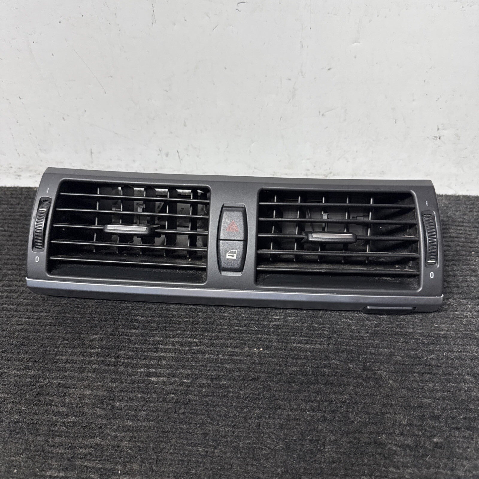 ☑️07-14 BMW E70 E71 X5 X6 Front Center In Dash Air Vent Ac Heat Duct 9210705 OEM