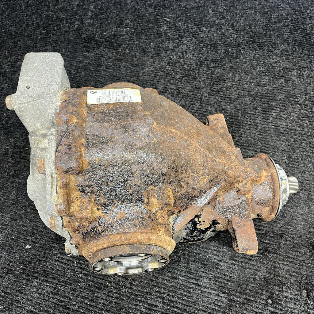 ☑️07-13 BMW E82 E88 E90 E92 135 335 Rear Axle Manual Differential 3.08 Ratio OEM