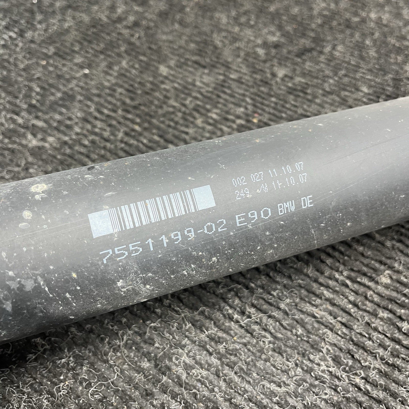 ☑️ 07-13 OEM BMW E90 E92 E93 328i Rear Drive Shaft Driveshaft AT Transmission