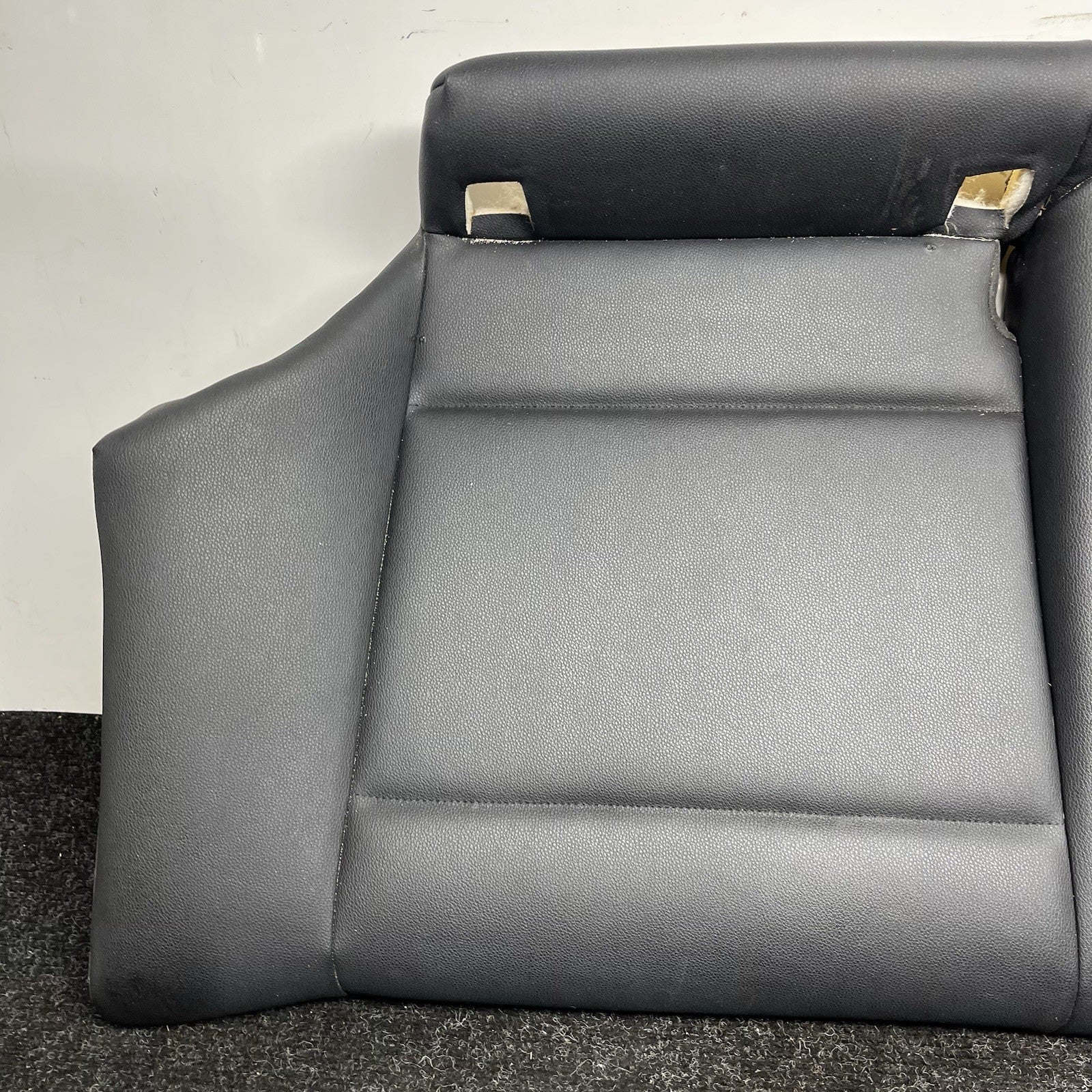 ☑️ 08-13 OEM BMW E82 E88 128 135 Rear Seat Lower Cushion Leather Boston Black