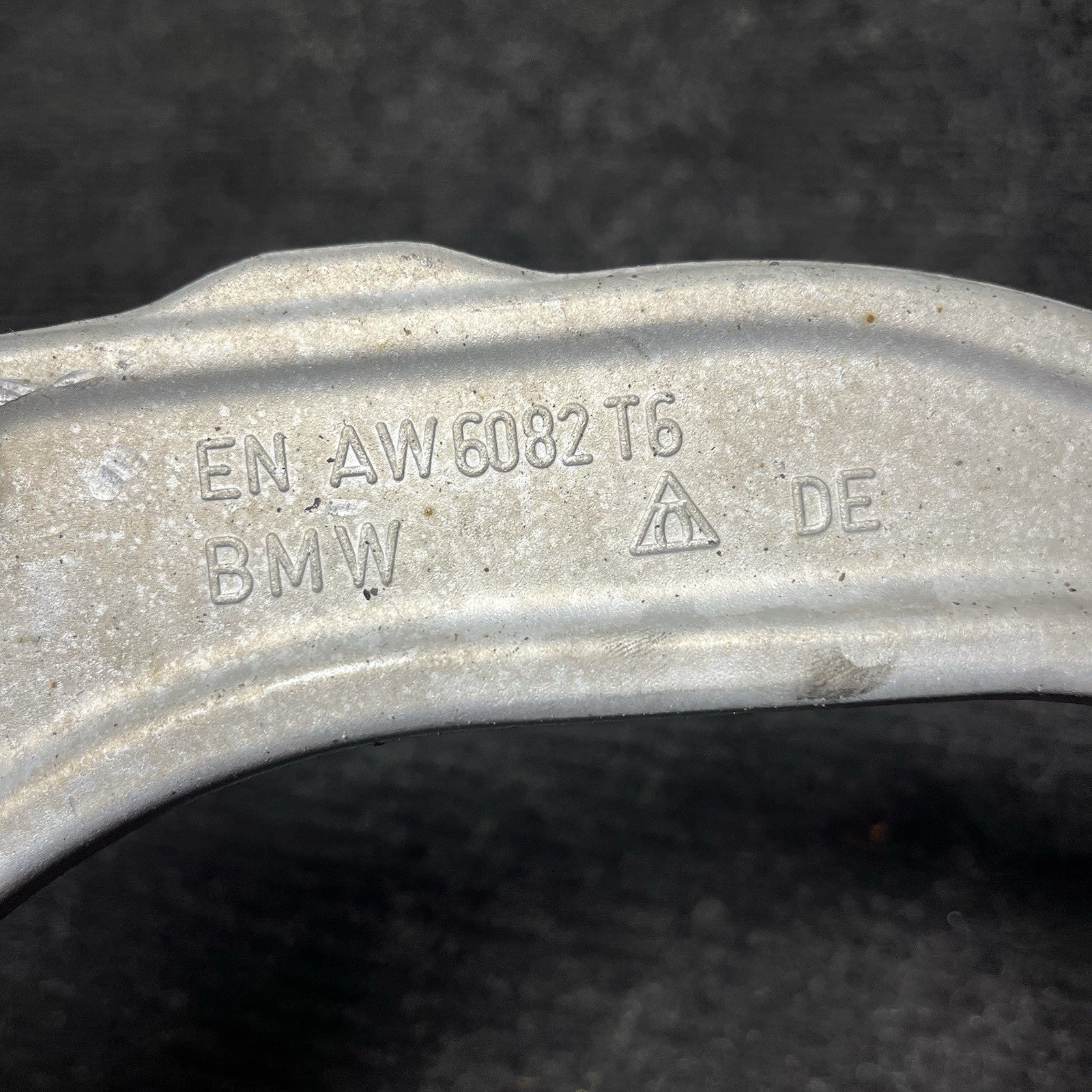 ☑️ 07-13 BMW X5 E70 LCI AWD FRONT RIGHT PASSENGER UPPER CONTROL ARM SUPPORT OEM