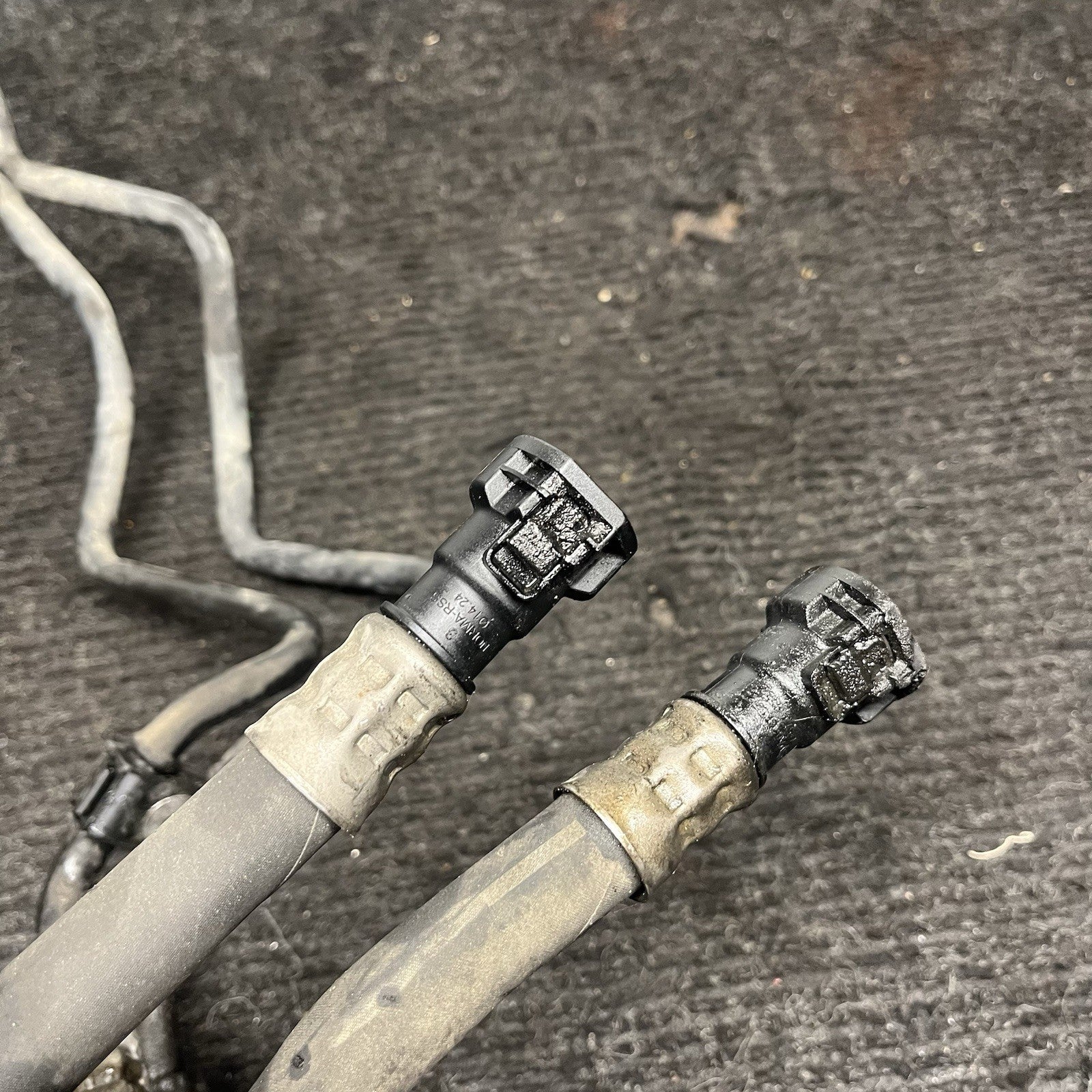 ☑️ 07-13 BMW E82 E88 E90 E92 135I 335I AUTO TRANSMISSION COOLING OIL LINES OEM