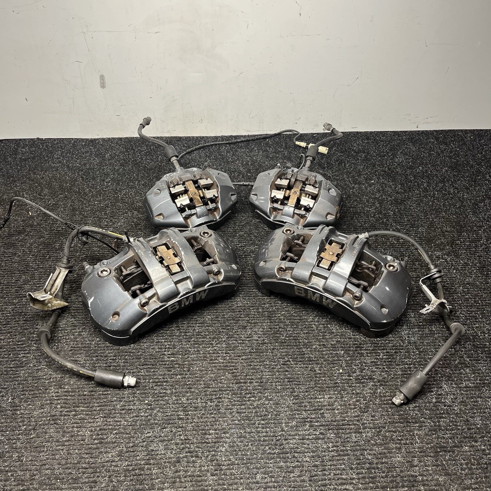 ☑️BMW E82 E88 135i FRONT REAR BRAKE CALIPERS SET FOUR BREMBO GREY GRAY 08-13 OEM