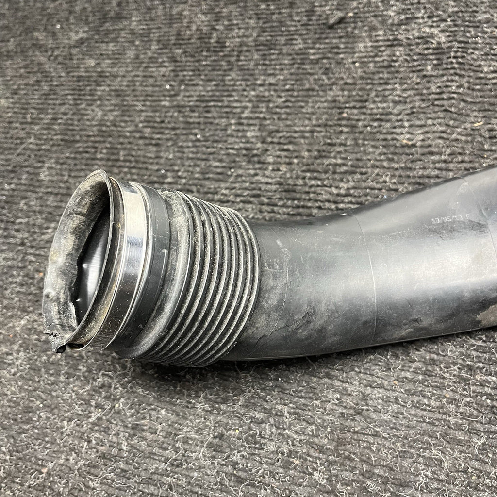 ☑️ BMW F15 X5 X6 35i 3.0L Air Intake Cleaner Duct Tube 7605585 OEM