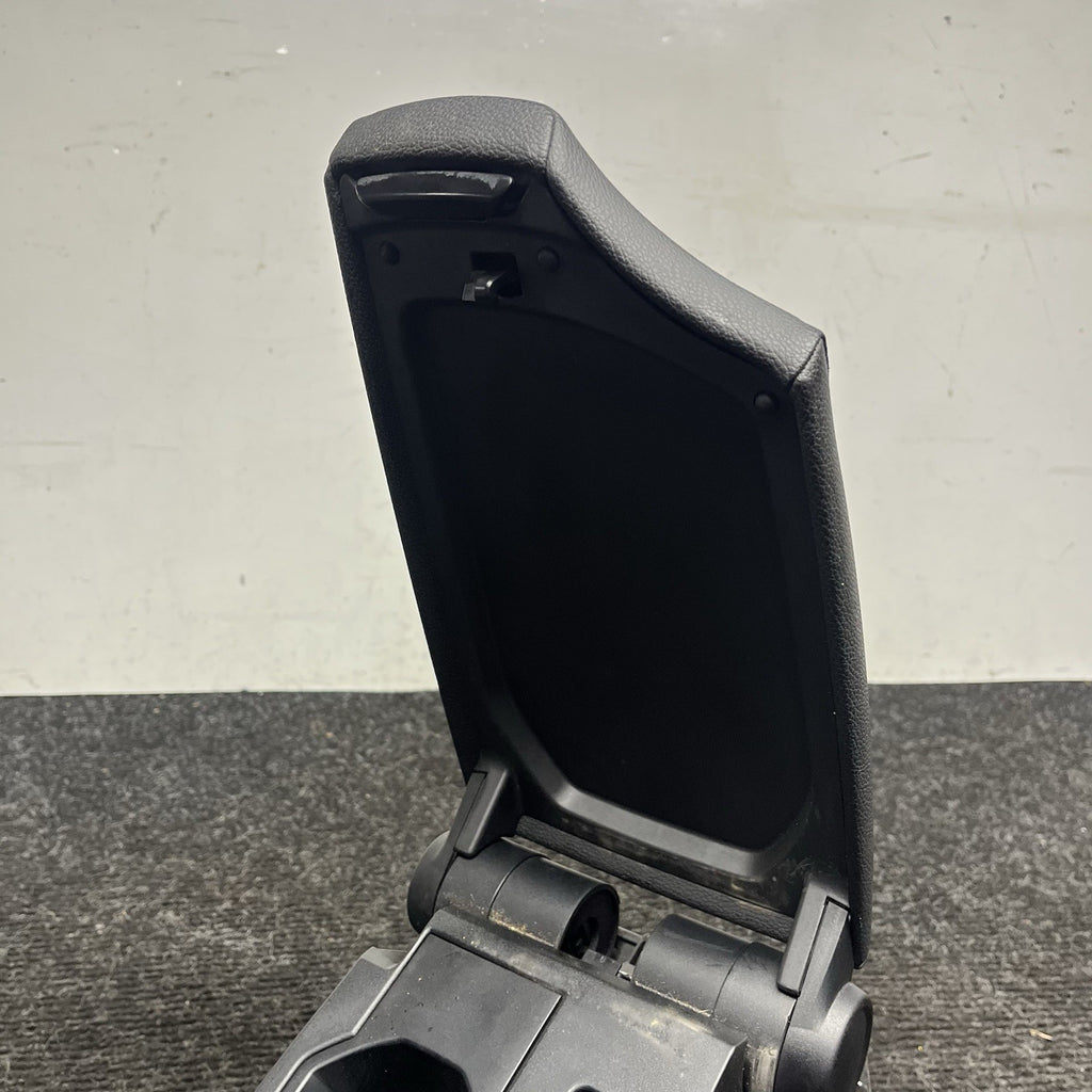☑️ 08-13 OEM BMW E88 E82 Center Console Armrest Tray Black Leather