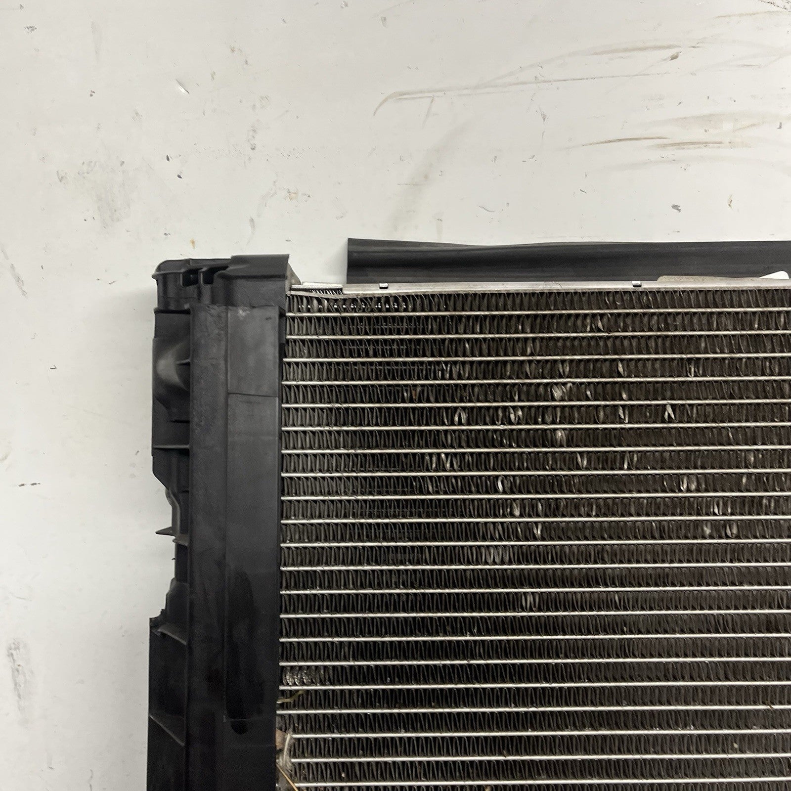 ☑️ BMW E88 E90 E92 135 335 N54 N55 Radiator Cooling Fan Assembly OEM