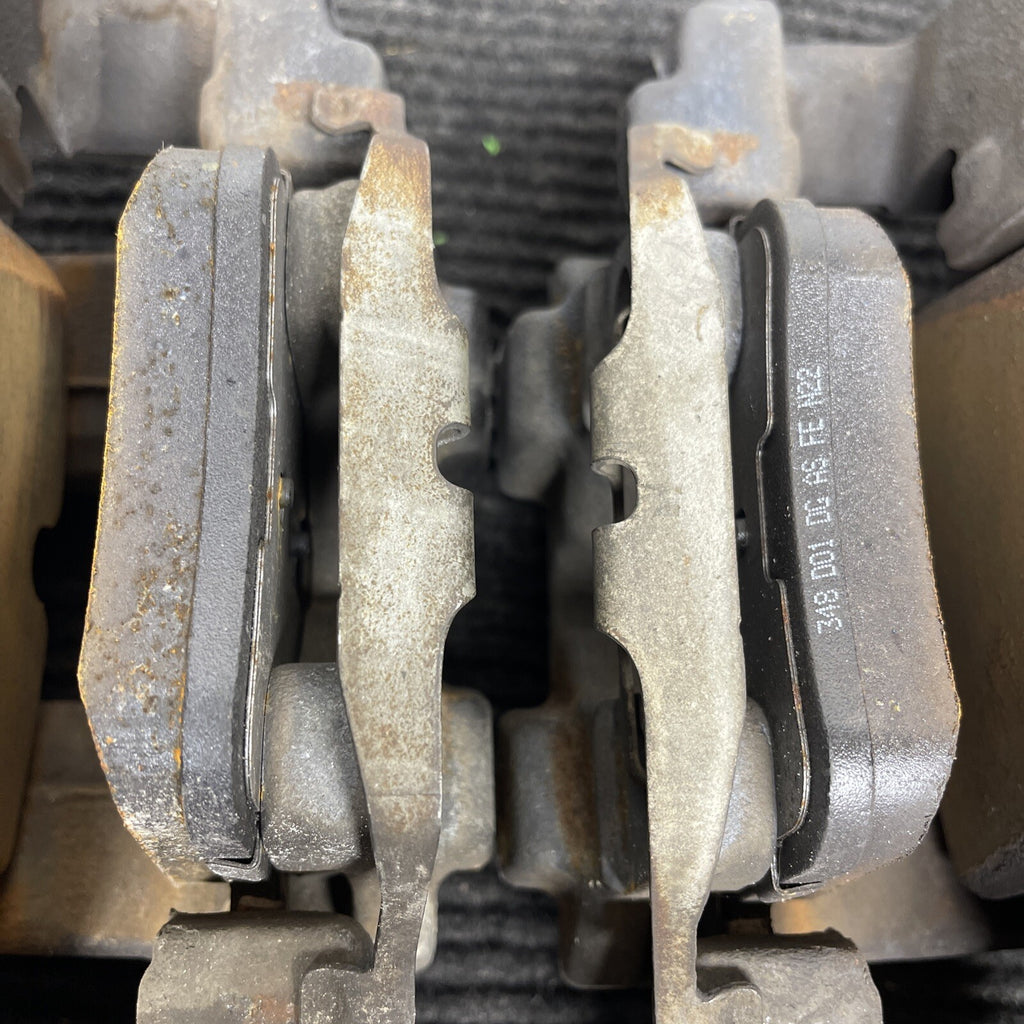 BMW F22 F30 F32 F36 FRONT RIGHT & LEFT SIDE BRAKE CALIPER SHOE CALIPERS OEM