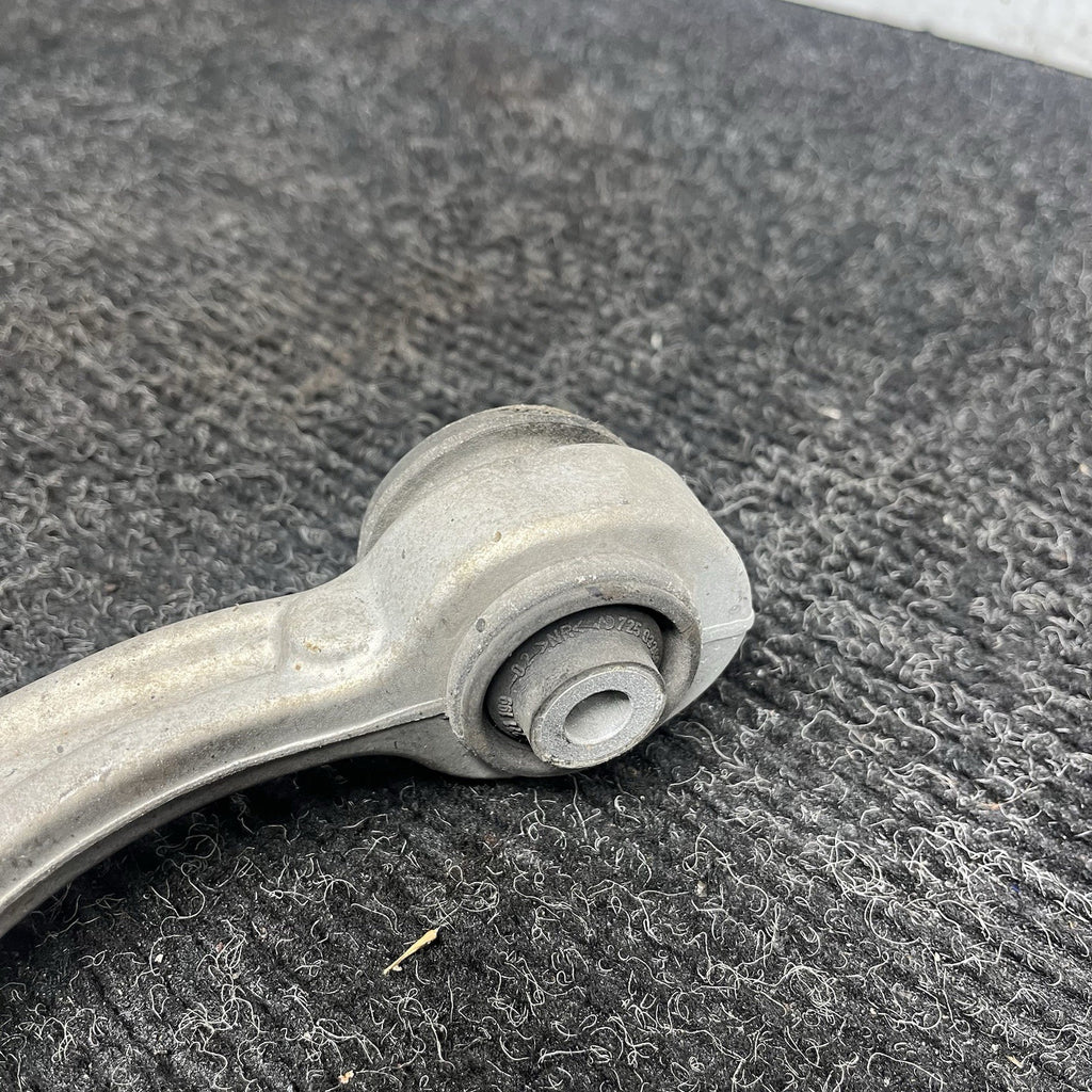 ☑️ 07-13 BMW X5 E70 LCI AWD FRONT LEFT DRIVER UPPER CONTROL ARM SUPPORT OEM