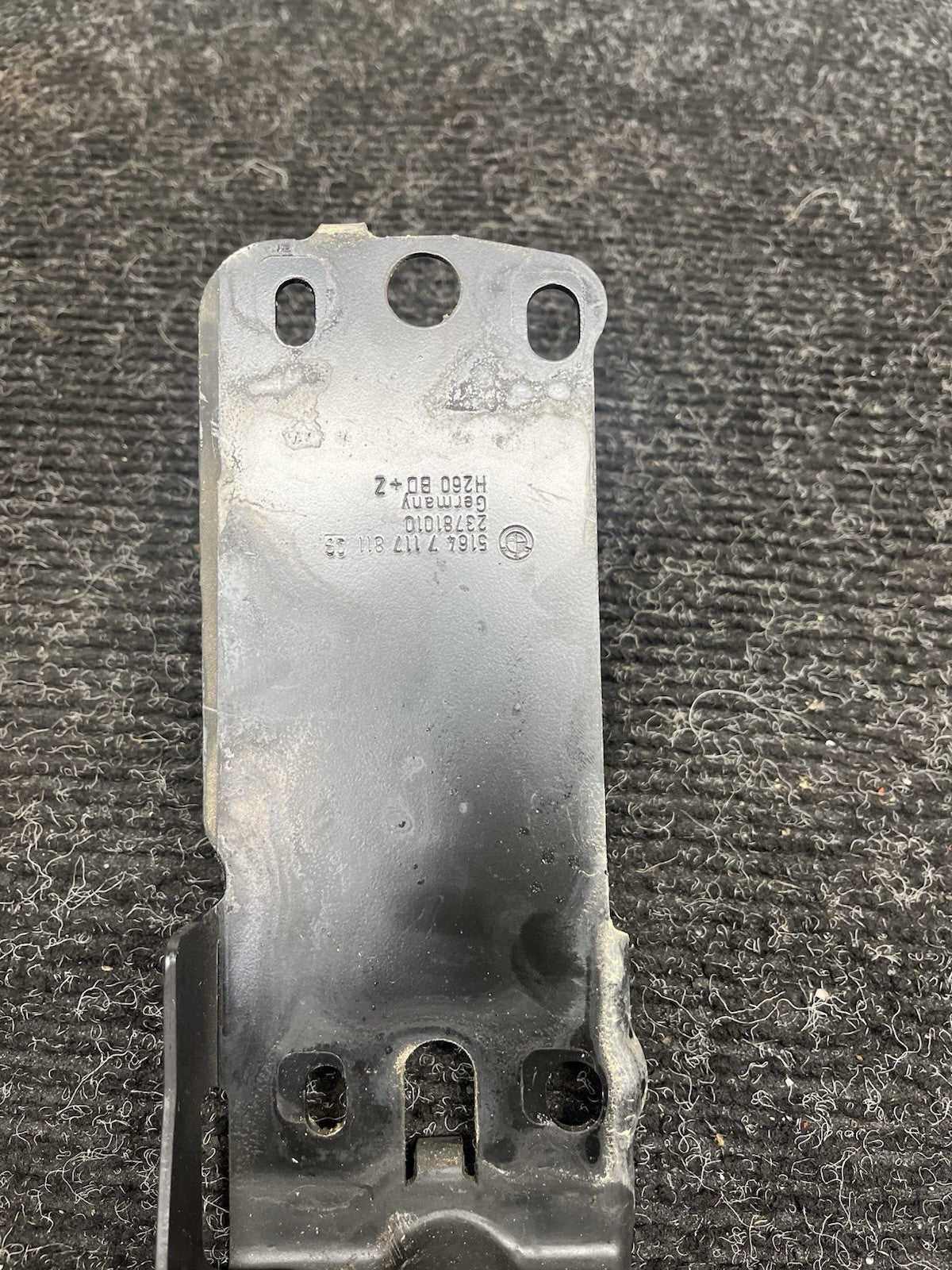 ☑️ OEM BMW E82 E88 E90 E92 E93 335 M3 Radiator Support Left Plate Bracket Mount