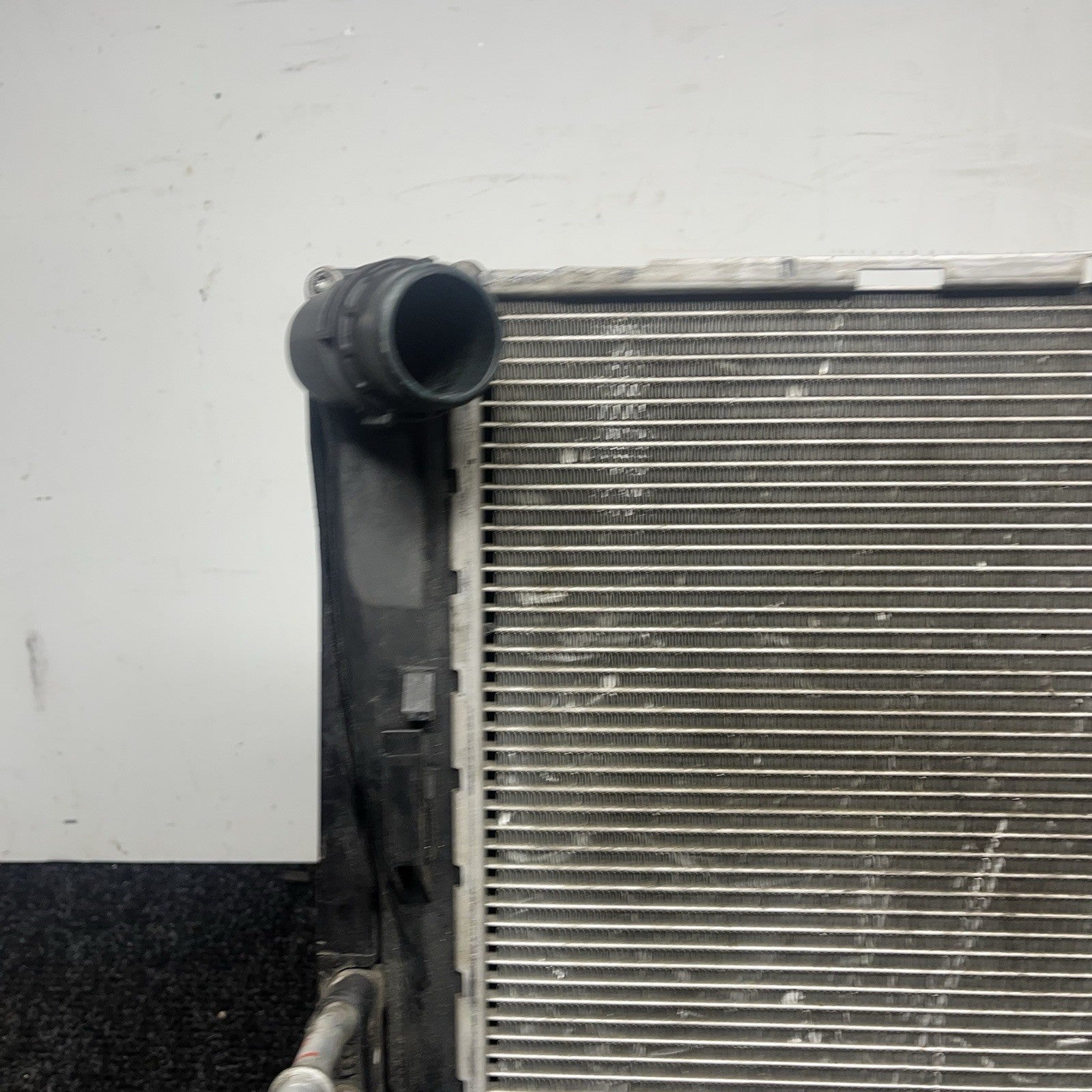 ☑️ 08-13 BMW E90 E92 E93 M3 S65 Main Radiators AC Condenser Assembly OEM