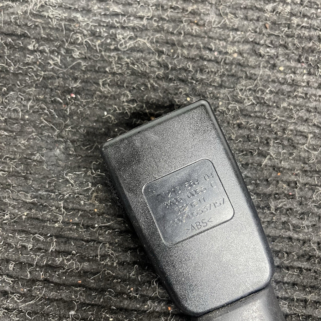 ☑️ OEM BMW 7213564 Right Side Seatbelt Buckle Receiver E90 E91 E92 E93 E84 E89