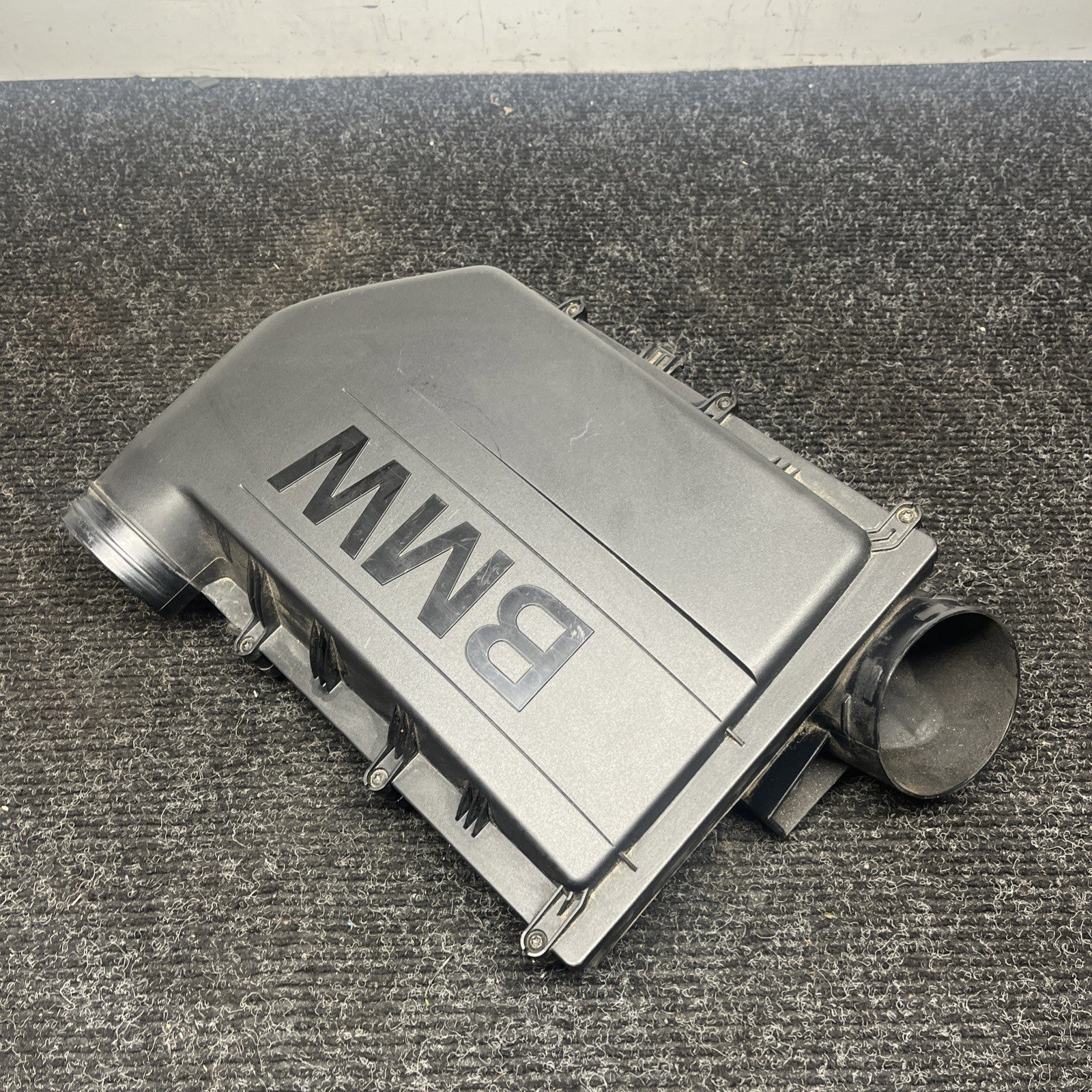 ☑️ Intake Muffler Air Box Cleaner BMW E70 E71 F15 F16 X5 X6 N55 35i OEM