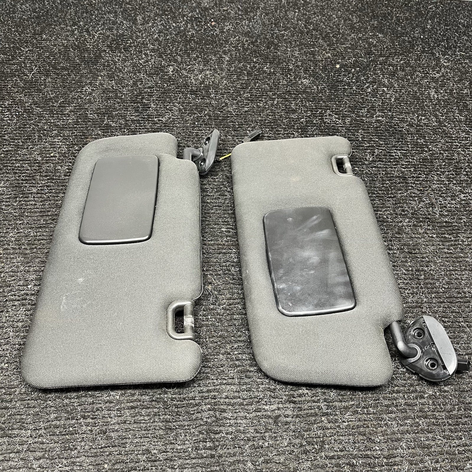 ☑️ 2015-2019 Subaru WRX STI Left Driver Passenger Right Sun Visor Pair OEM 15-19