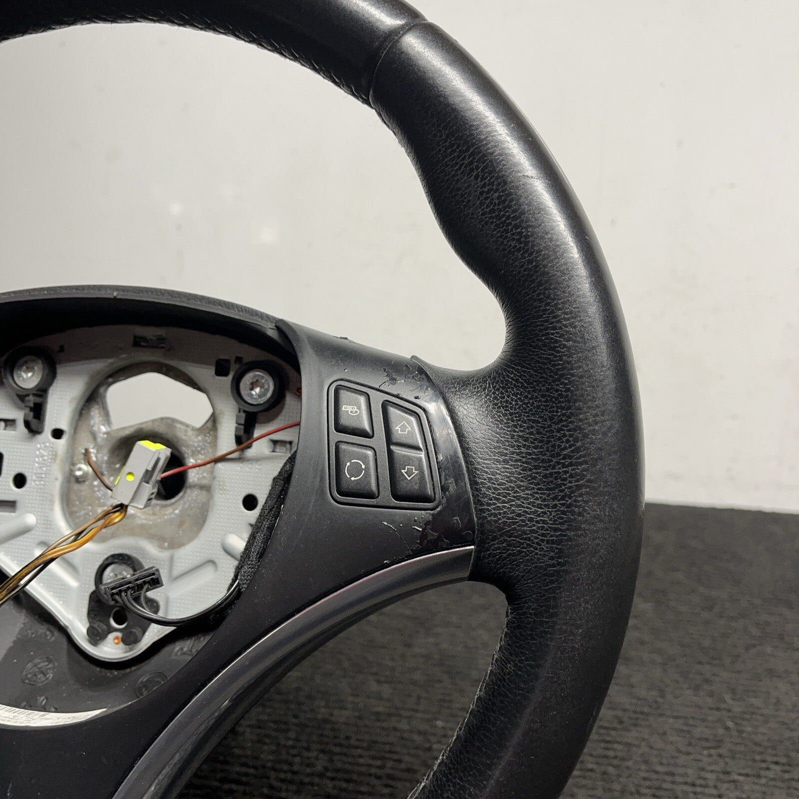 ☑️ 06-10 OEM BMW E92 E93 335 Sport Steering Wheel Black LEATHER w/ Manual