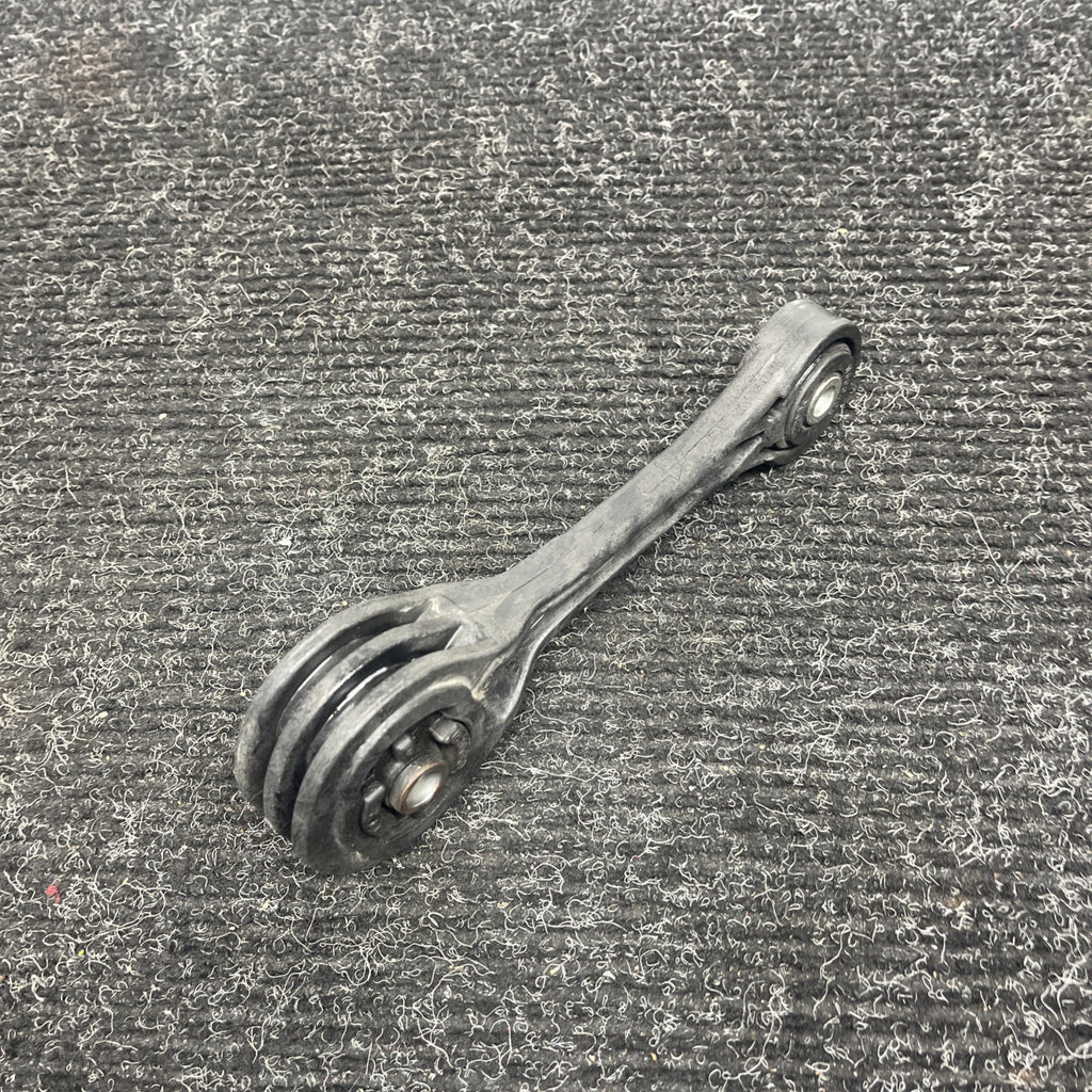 ☑️ TORQUE STRUT MOUNT SUPPORT BRACKET fits IMPREZA WRX STI 2012 OEM PA66 GF50