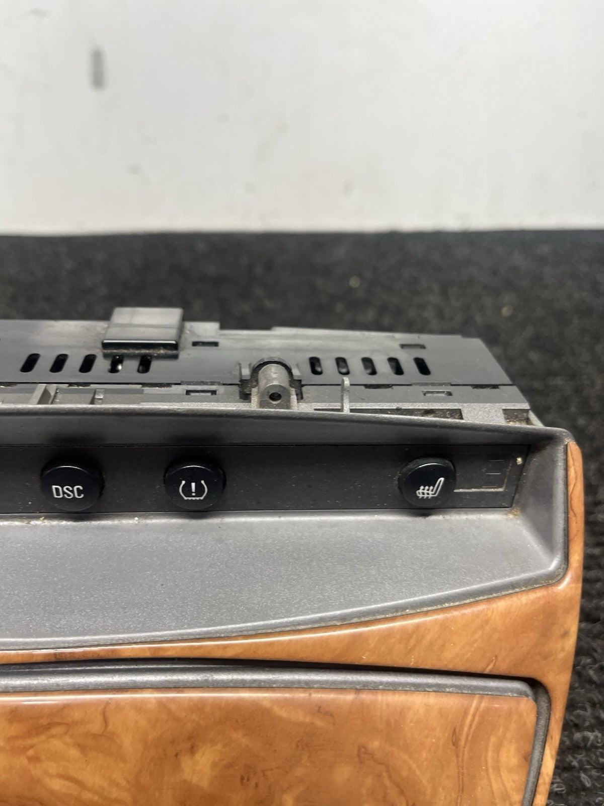 ☑️03-05 BMW E85 Z4 Roadster Convertible CenterConsole Switch Unit Trim Panel OEM