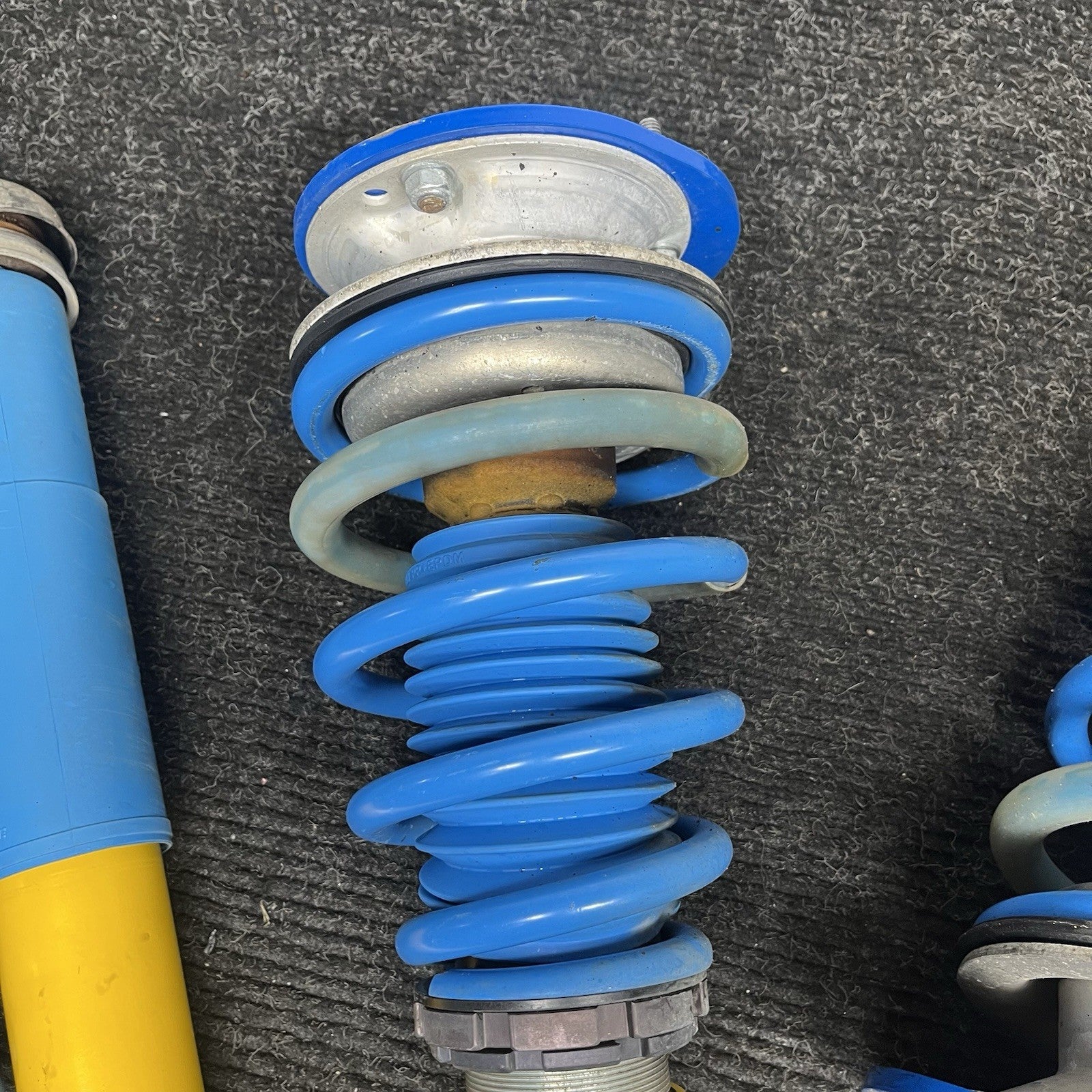 ☑️ Bilstein 47-269095 B14 PSS Coilover Kit for 06-13 BMW 3-Series E9x E8x