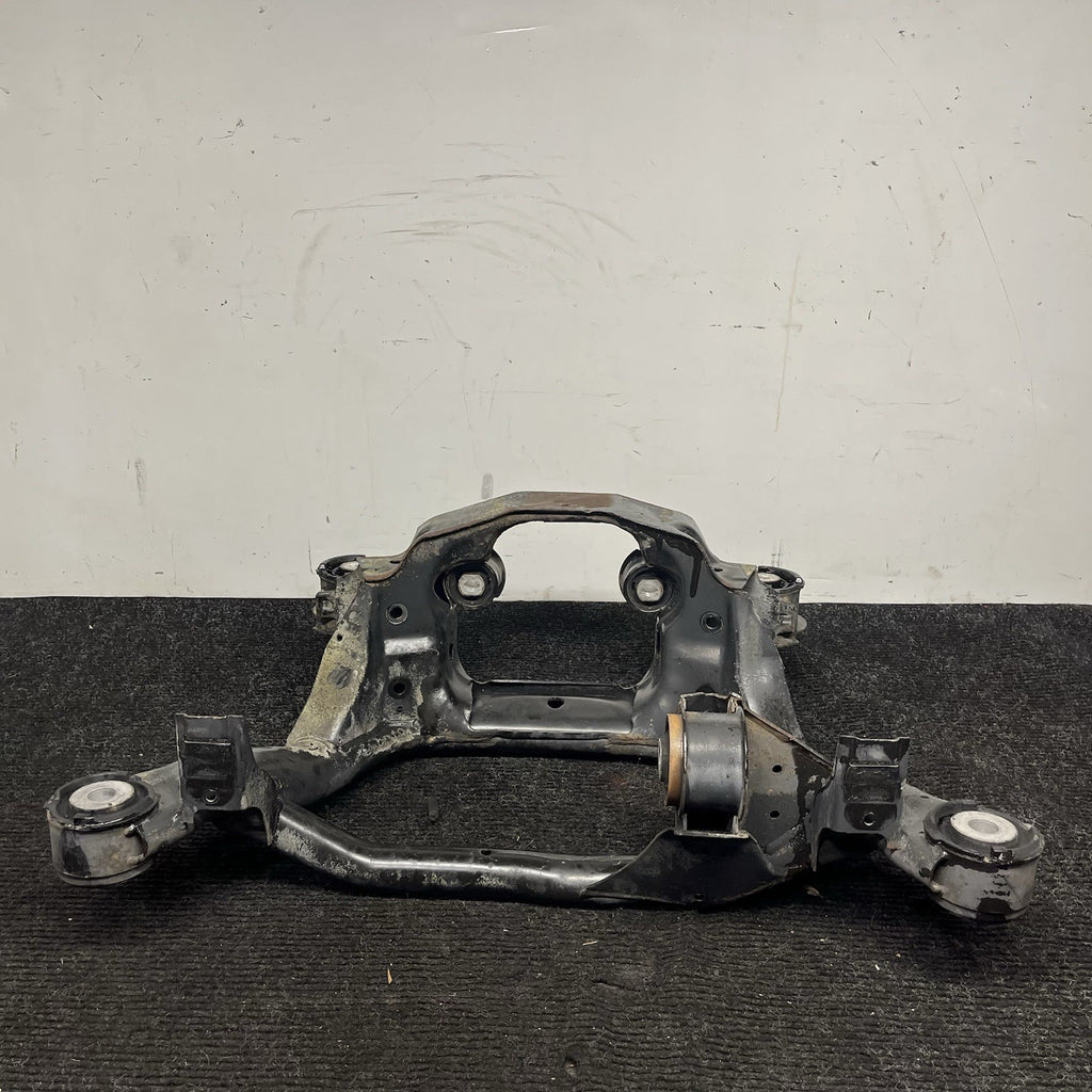 ☑️98-06 BMW E46 3 Series Rear Lower Axle Subframe Crossmember Carrier Cradle OEM