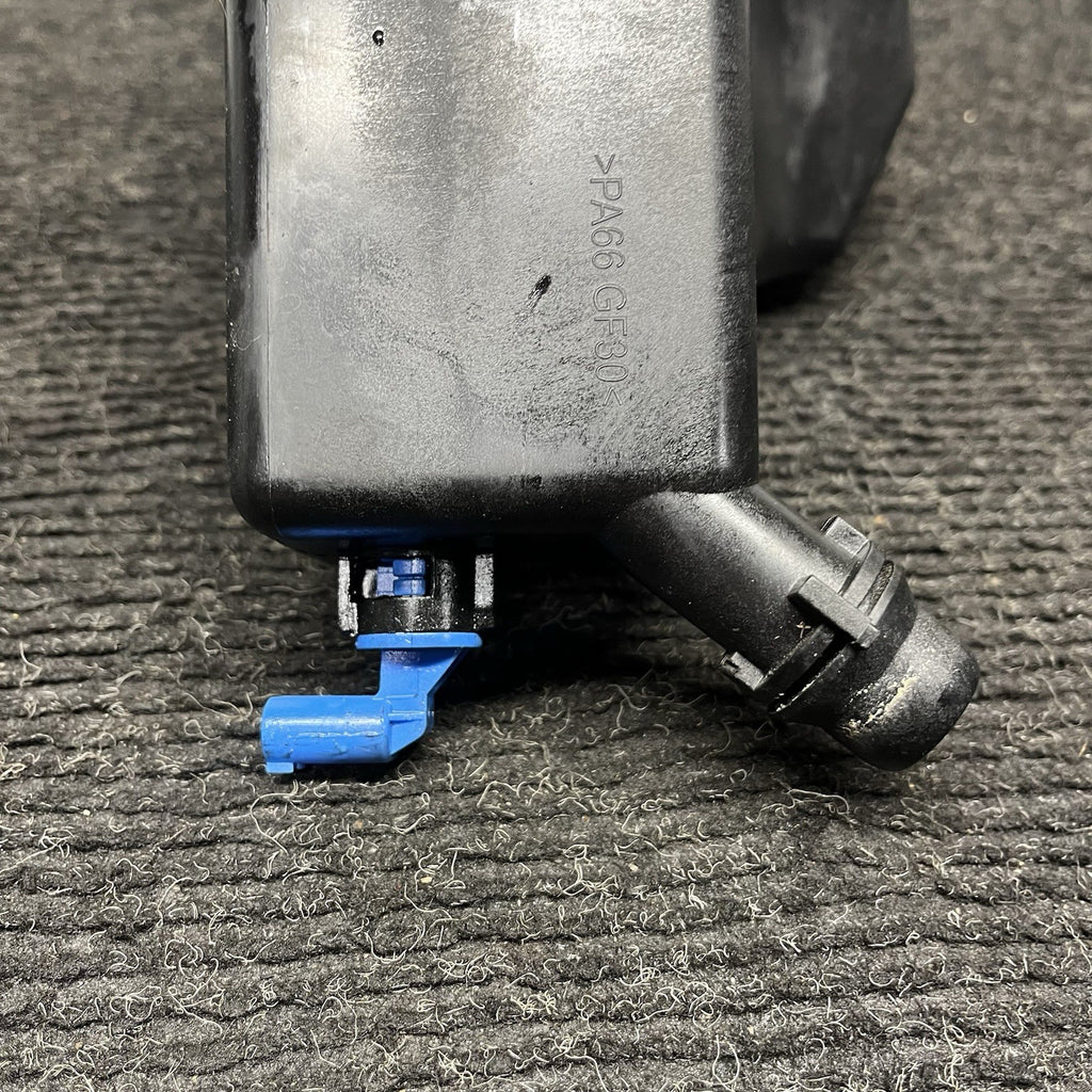 ☑️ 09-11 BMW E90 335d 3.0L Diesel Radiator Expansion Coolant Recovery Bottle OEM