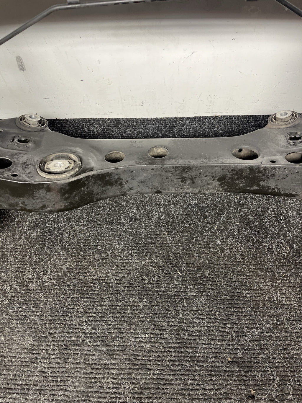 ☑️ 07-13 BMW E90 E92 E93 335I Rear Axle Subframe Crossmember Cradle Carrier OEM