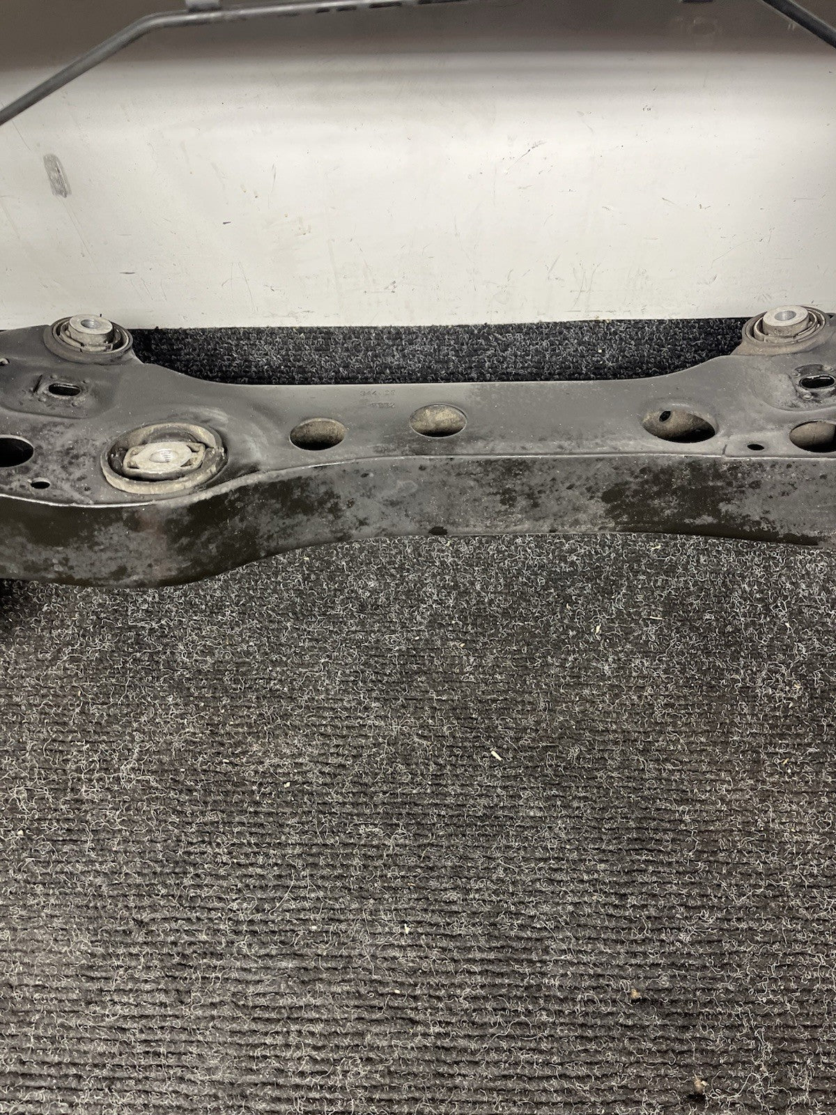 ☑️ 07-13 BMW E90 E92 E93 335I Rear Axle Subframe Crossmember Cradle Carrier OEM