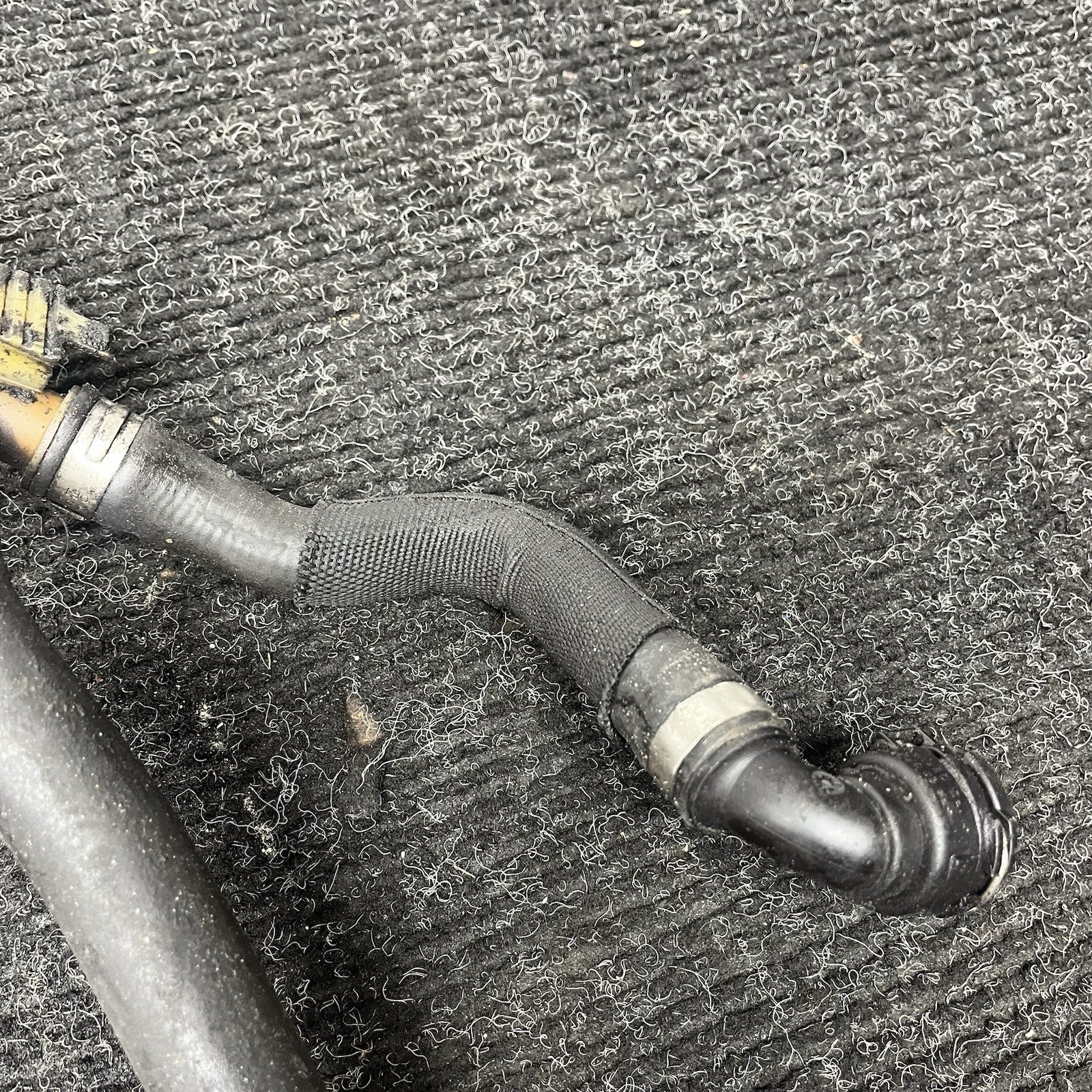 ☑️ 08-14 BMW E70 E71 X5 X6 35i N55 Engine Lower Radiator Coolant Hose Pipe OEM