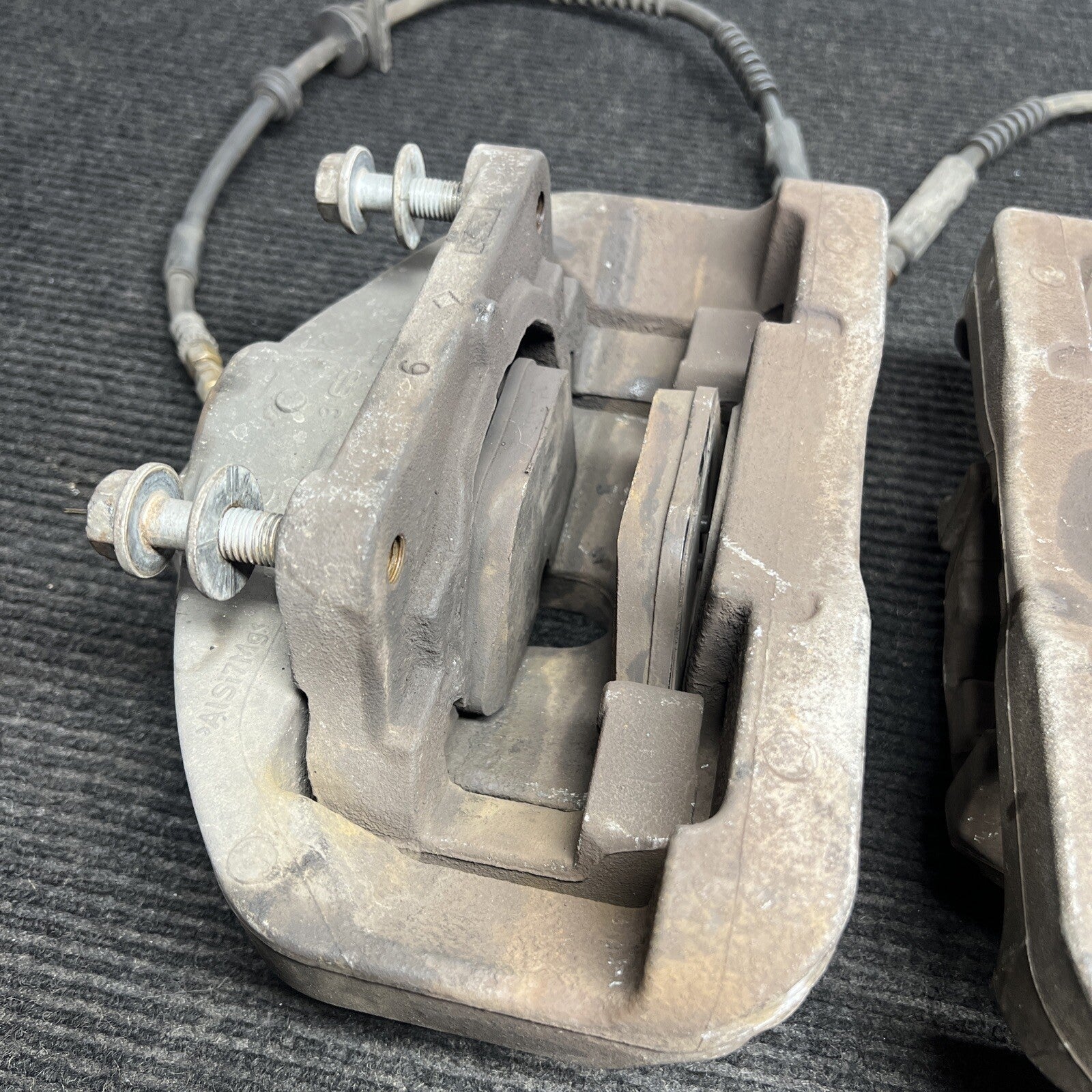 ☑️ 10-18 OEM BMW F07 F10 F12 F13 F01 F02 Front Left & Right Brake Calipers Pair