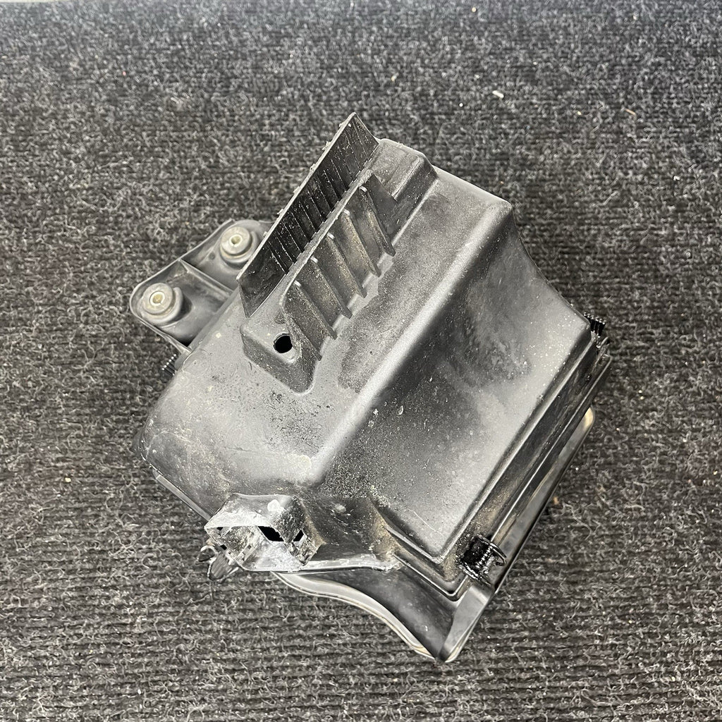 ☑️ 00-06 BMW E83 E46 330 X3 M54 Engine Air Intake Cleaner Box Assembly OEM