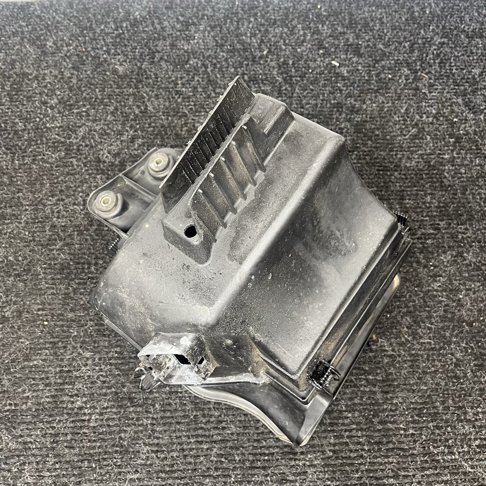 ☑️ 00-06 BMW E83 E46 330 X3 M54 Engine Air Intake Cleaner Box Assembly OEM