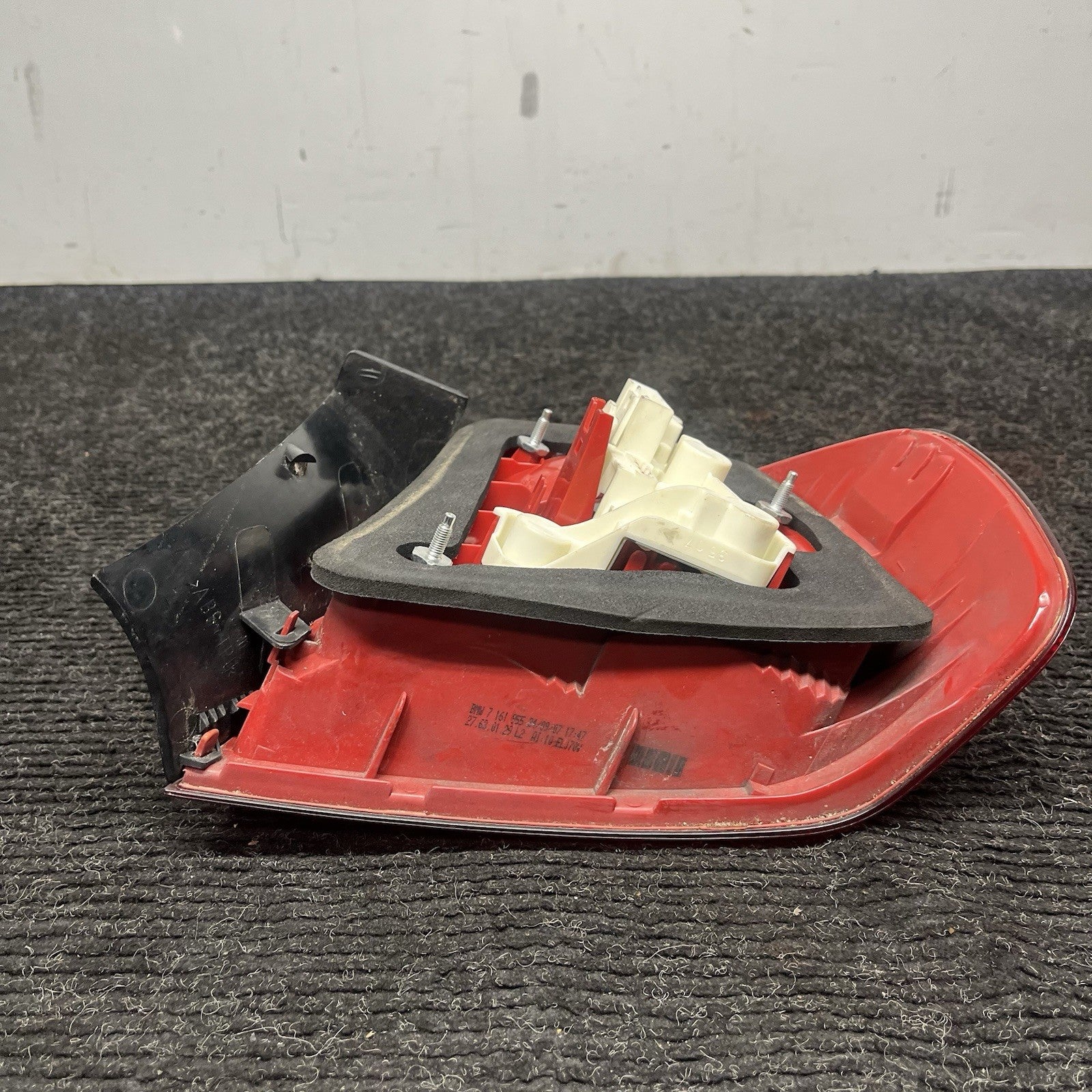 ☑️ 06-08 BMW E90 335i Sedan Rear Left Driver Side Tail Light Lamp 7161955 OEM