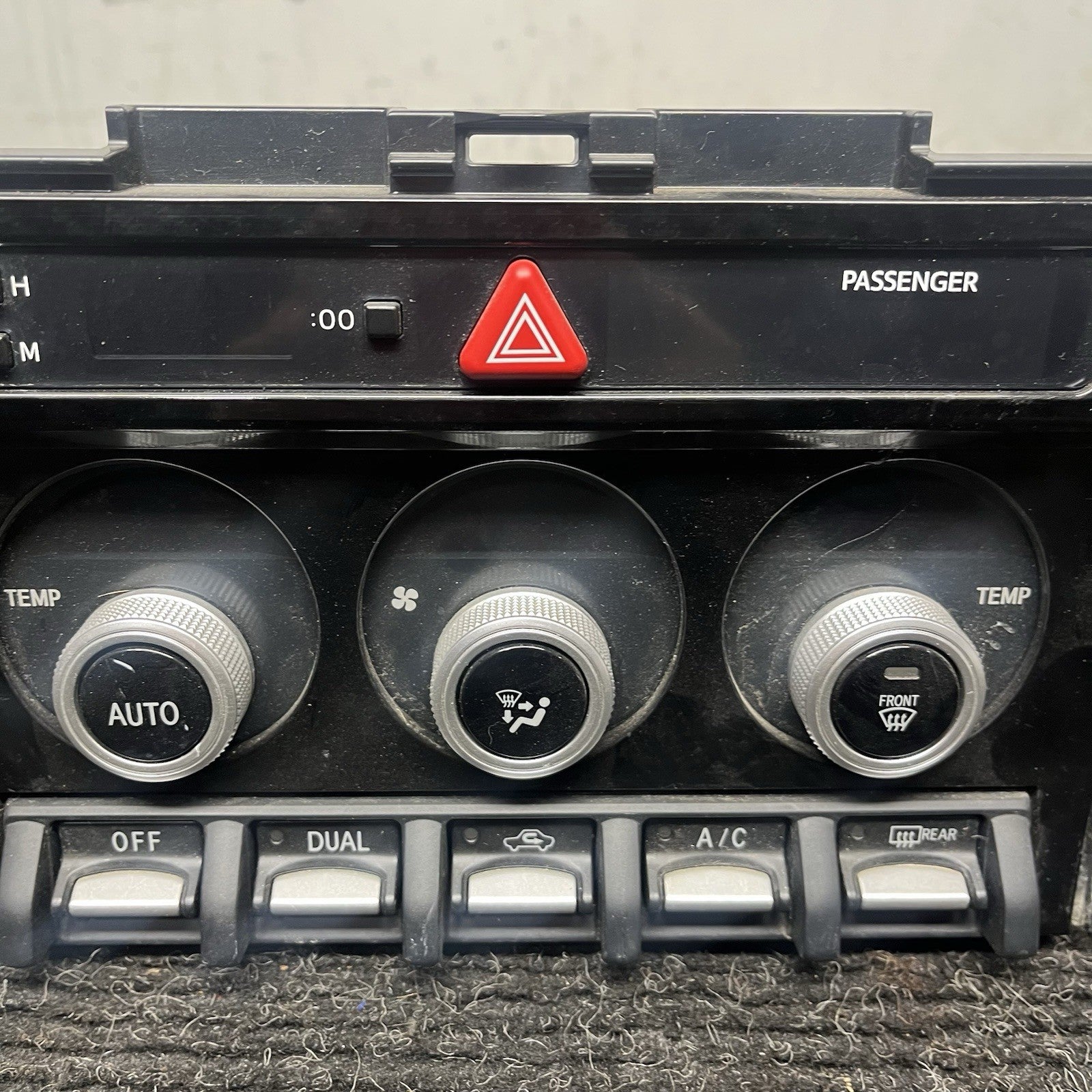 ☑️ 2017-2020 SUBARU BRZ AC HEATER CLIMATE CONTROL HAZARD BUTTON UNIT OEM