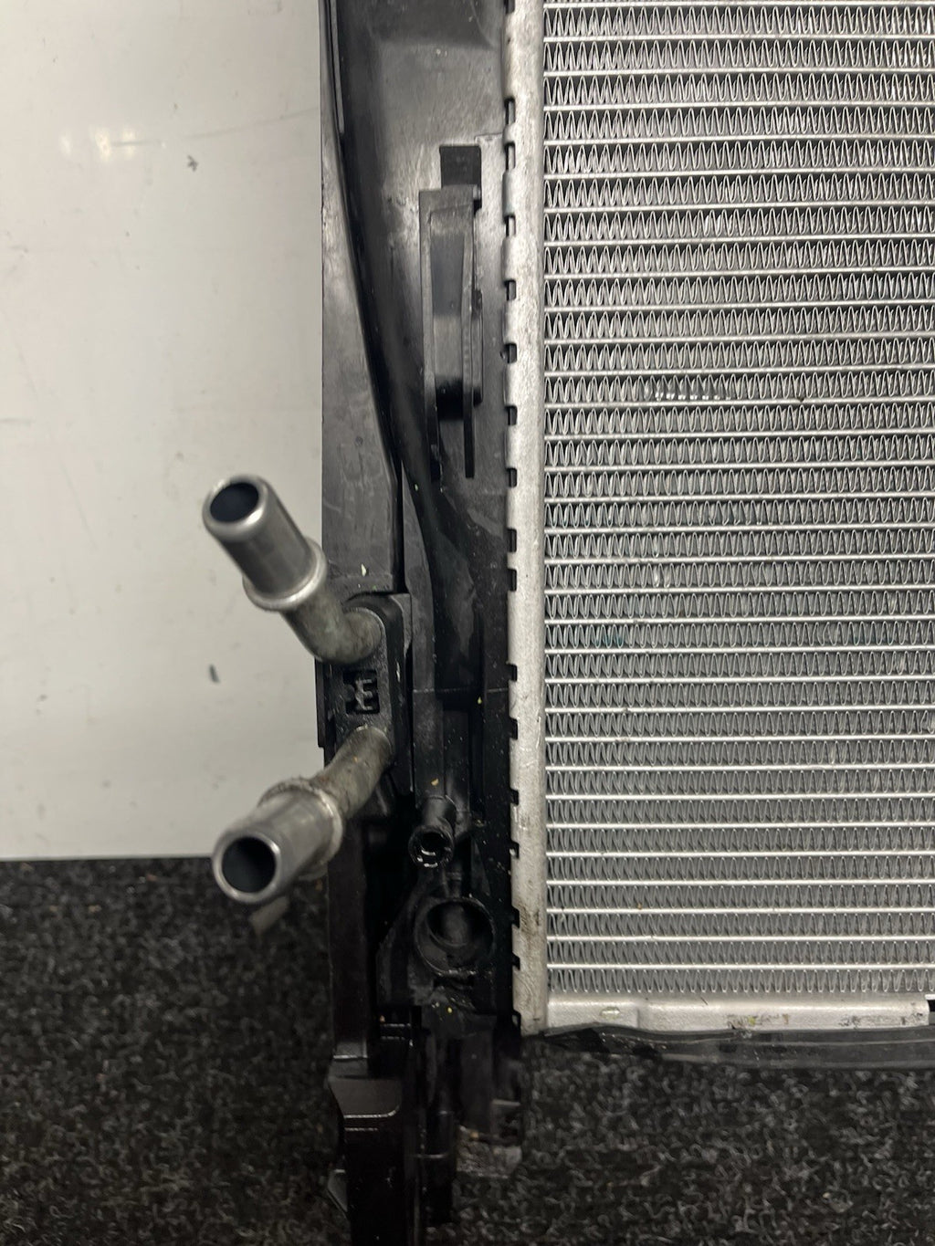 ☑️ 07-13 BMW E92 N54 335i RADIATOR M/T MANUAL TRANSMISSION W CONDENSER OEM