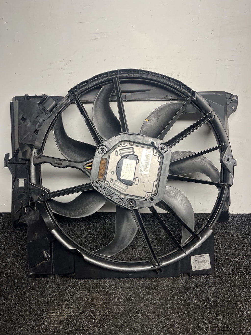 ☑️ 07-13 OEM BMW E88 E90 E92 N54 N55 Engine Radiator Cooling Auxiliary Fan 600W