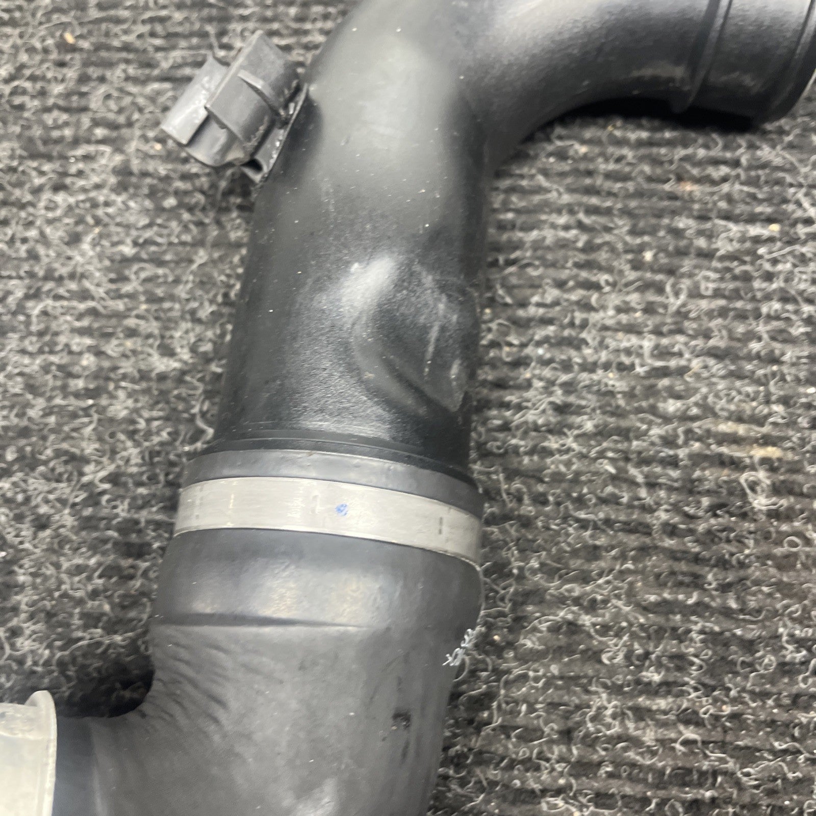 ☑️ 07-13 Bmw E82 E90 E92 135I 335I Intercooler Charge Pipe Intake Pipe Tube Oem