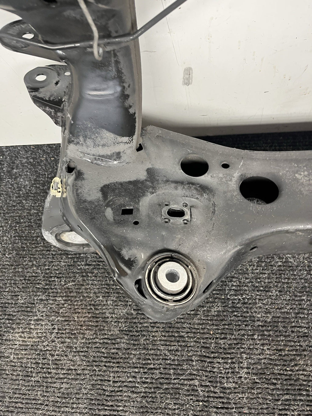 ☑️ 07-13 BMW E90 E92 E93 335I Rear Axle Subframe Crossmember Cradle Carrier OEM