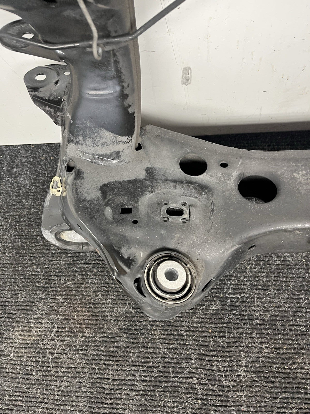 ☑️ 07-13 BMW E90 E92 E93 335I Rear Axle Subframe Crossmember Cradle Carrier OEM
