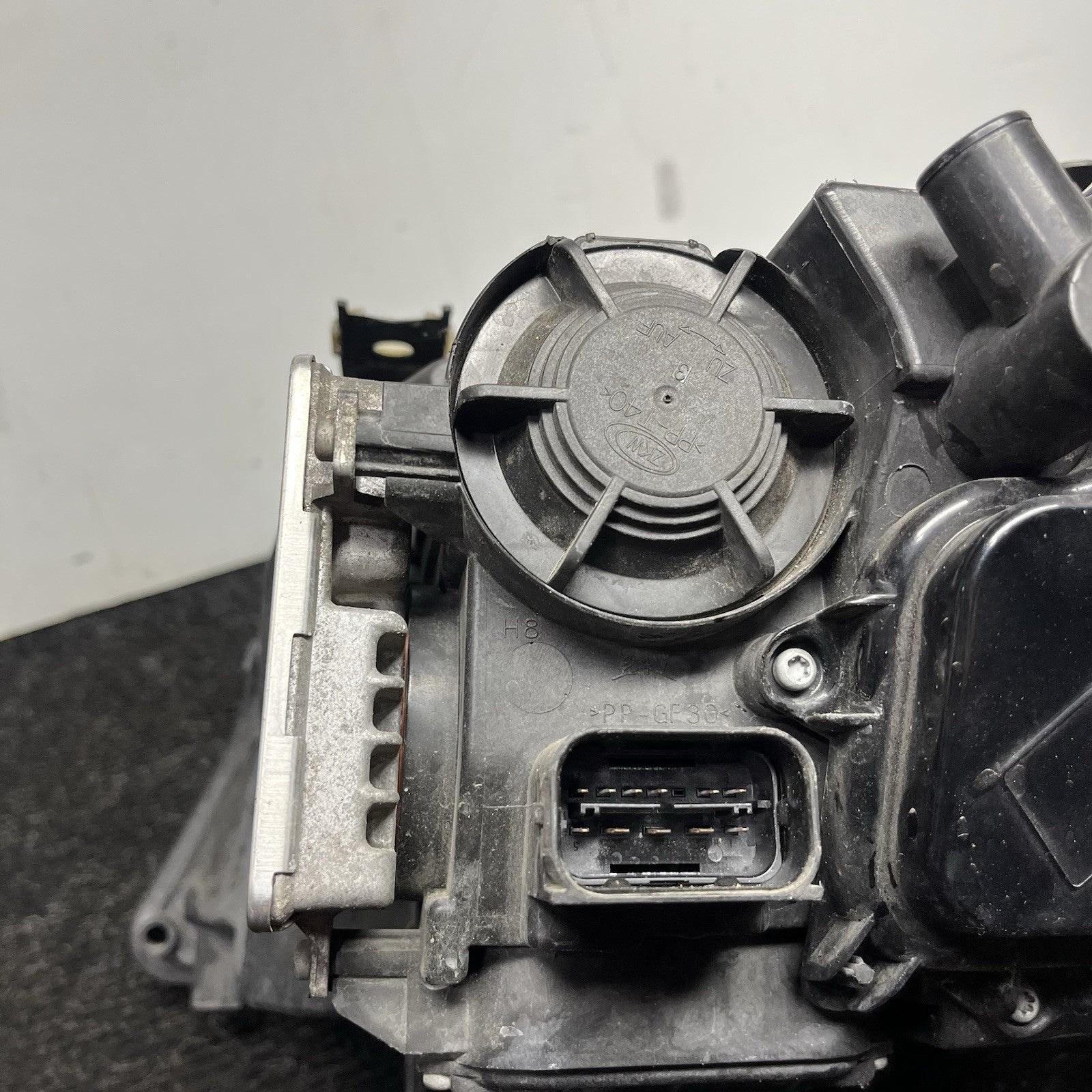☑️ 09-11 BMW E90 E91 335i 335d 328i Right Headlight Xenon Adaptive LED Unit OEM