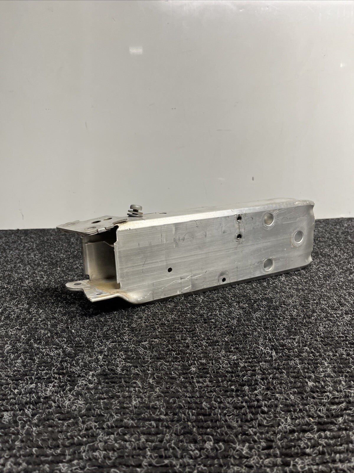 ☑️ 12-18 OEM BMWF30 F32 F33 328 335 Front Driver Upper Bumper Carrier Bracket