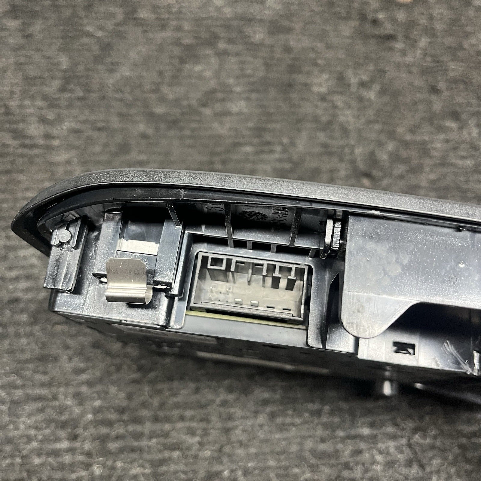 ☑️ 12-20 BMW F30 F22 F32 435 FRONT OVERHEAD DOME MAP LIGHT SUNROOF SWITCH OEM