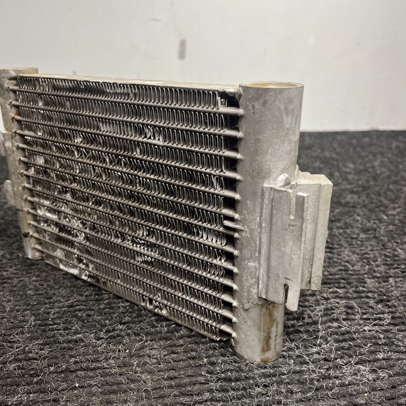 ☑️ OEM 2012-2016 BMW 335i Engine Oil Cooler RADIATOR 17217618360