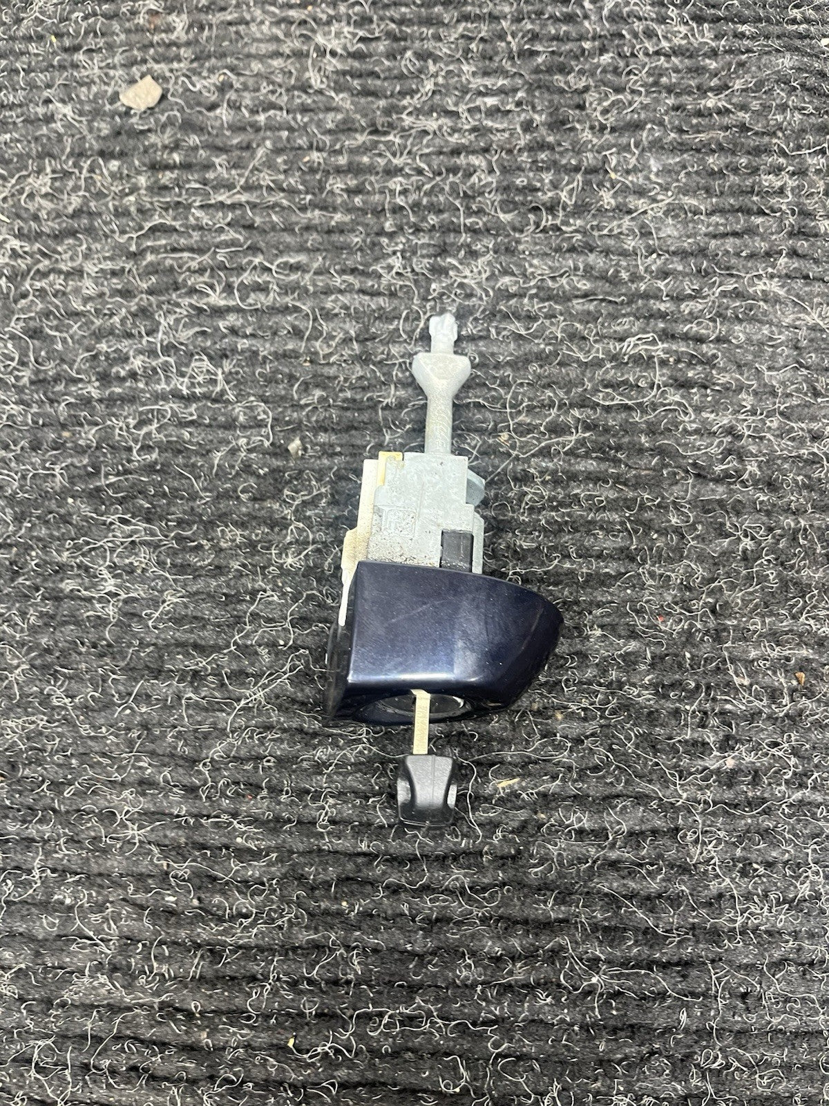 ☑️07-13 OEM BMW E92 E93 M3 Left Driver Door Lock Key Cylinder Mechanism DarkBlue