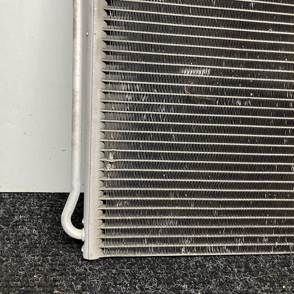 ☑️ 10-13 BMW X5 E70 AC Condenser Radiator OEM