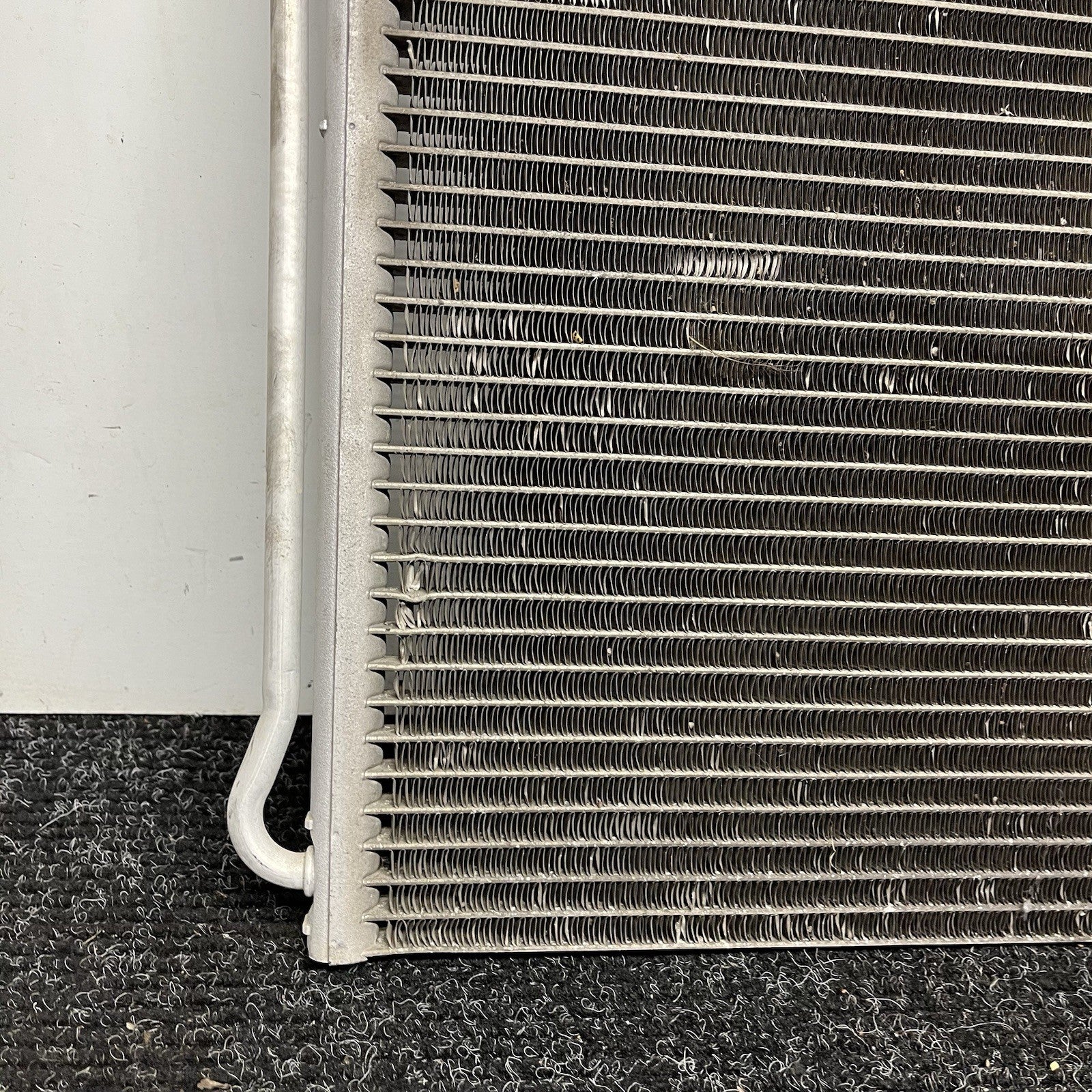 ☑️ 10-13 BMW X5 E70 AC Condenser Radiator OEM