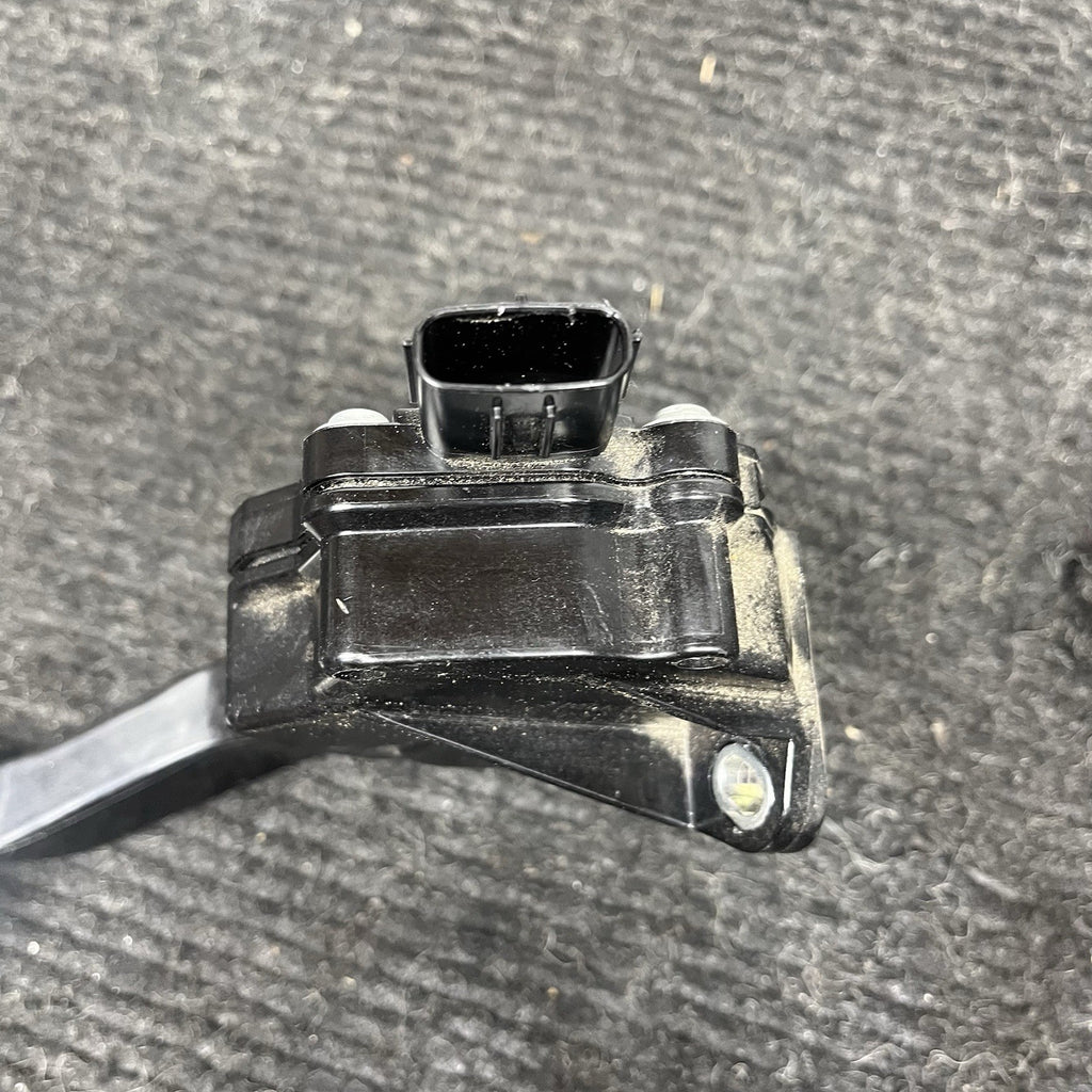 ☑️ 2015-2018 SUBARU WRX Accelerator Gas Pedal Sensor 36010FJ070