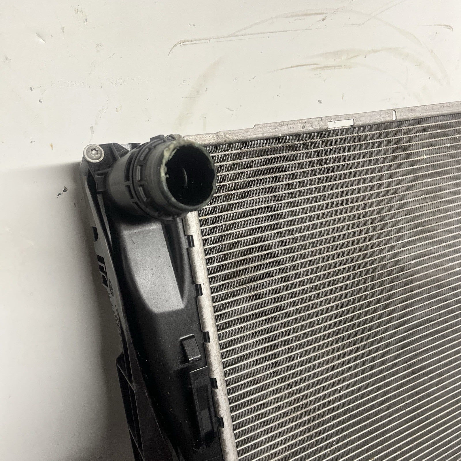 ☑️ 07-13 BMW E92 N54 335i RADIATOR A/T TRANSMISSION OIL COOLER W CONDENSER OEM