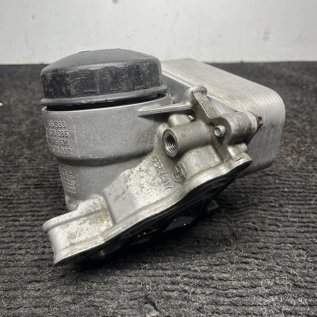☑️ 2007-2013 BMW 328i 528i N52 Oil Filter Housing Heat Exchanger OEM 11427516383